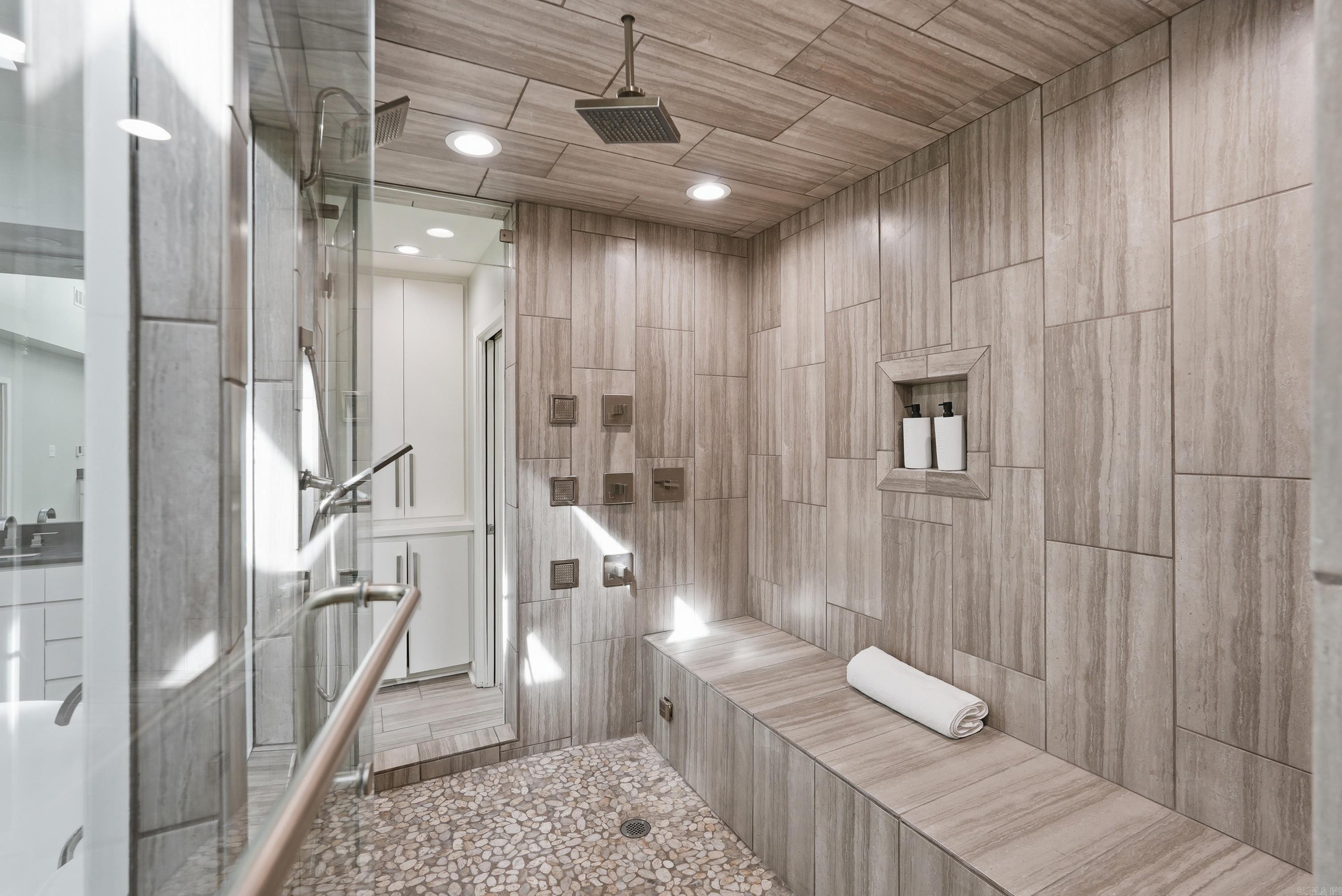 Robinwood - Residential