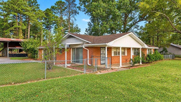 210 N EVANS RD, WHITE HALL, AR 71602 - Image 2e01f5d9ddb1ea2407f08f9505ac648e/2190205539