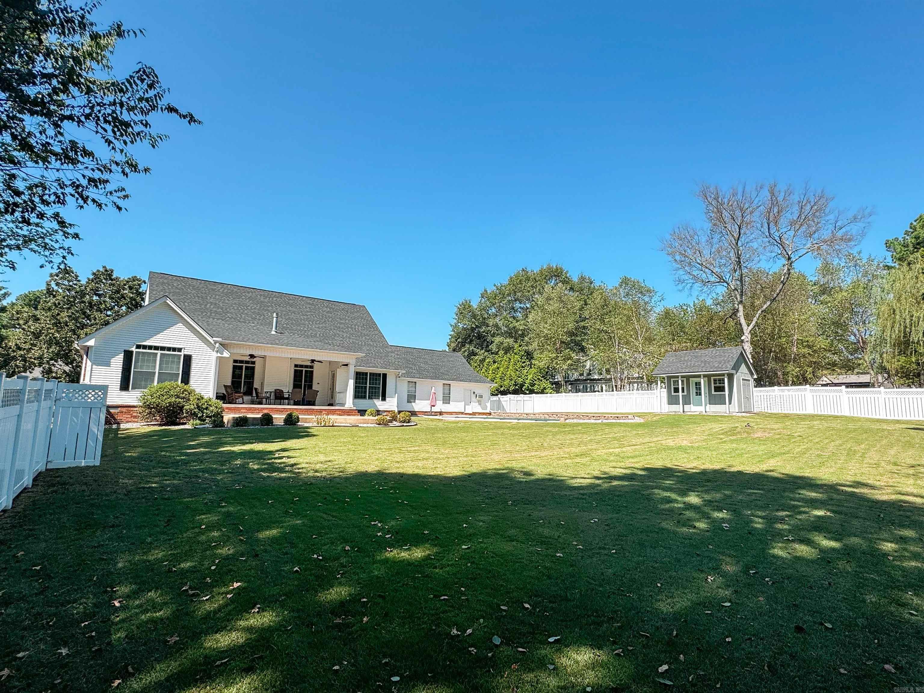 COUNTRY CLUB EAST ADD (SEARCY) - Residential