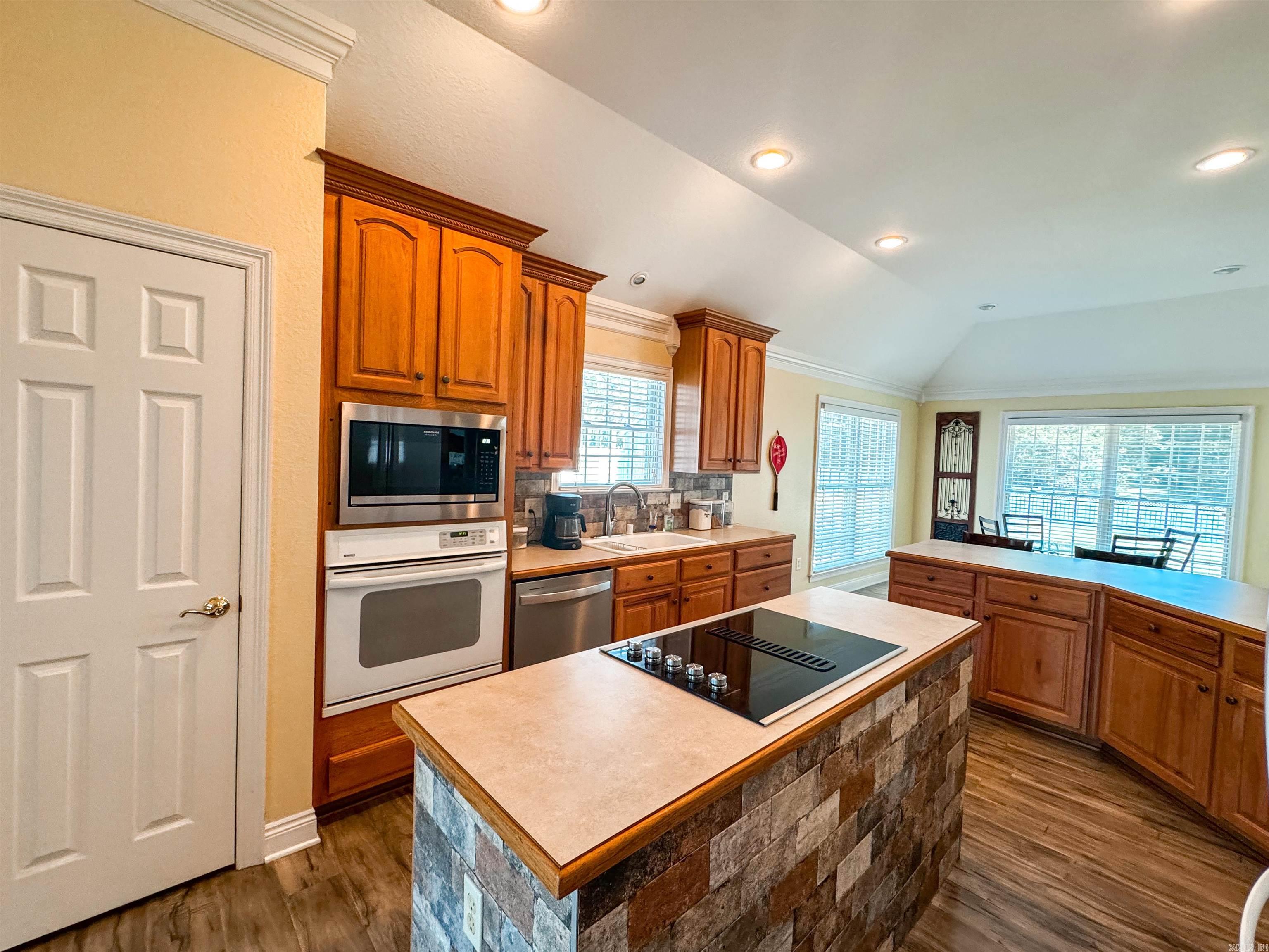 COUNTRY CLUB EAST ADD (SEARCY) - Residential