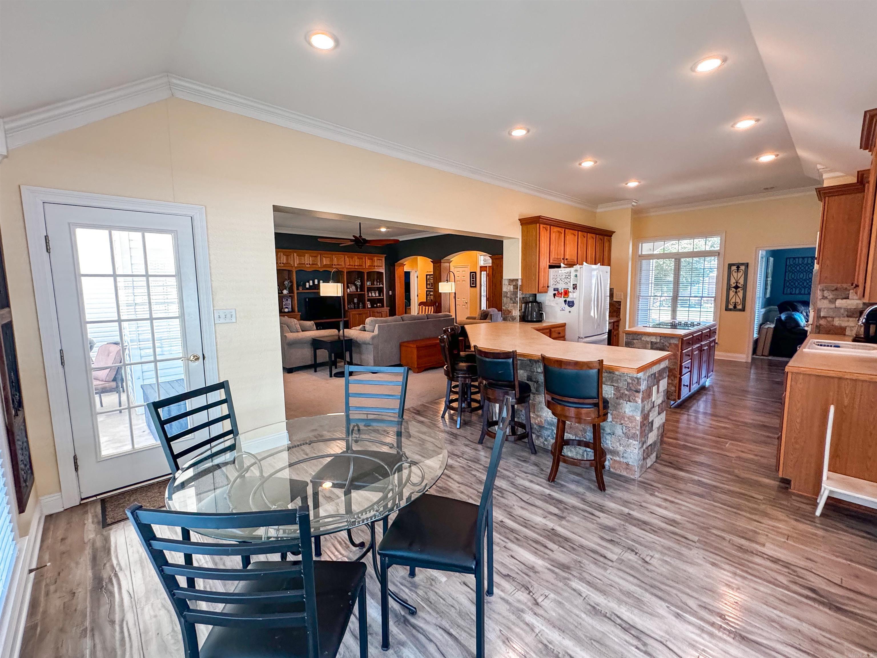 COUNTRY CLUB EAST ADD (SEARCY) - Residential