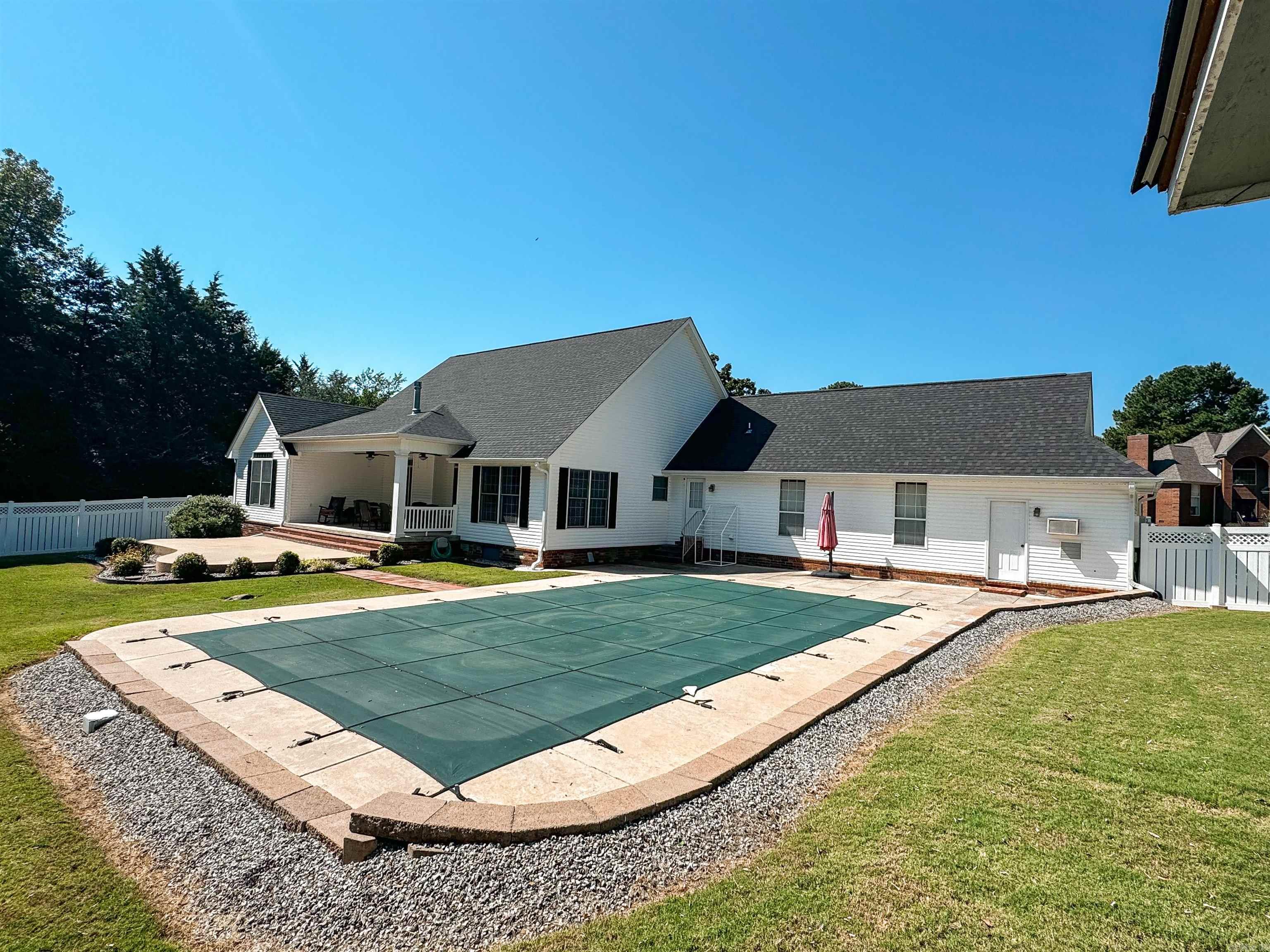 COUNTRY CLUB EAST ADD (SEARCY) - Residential