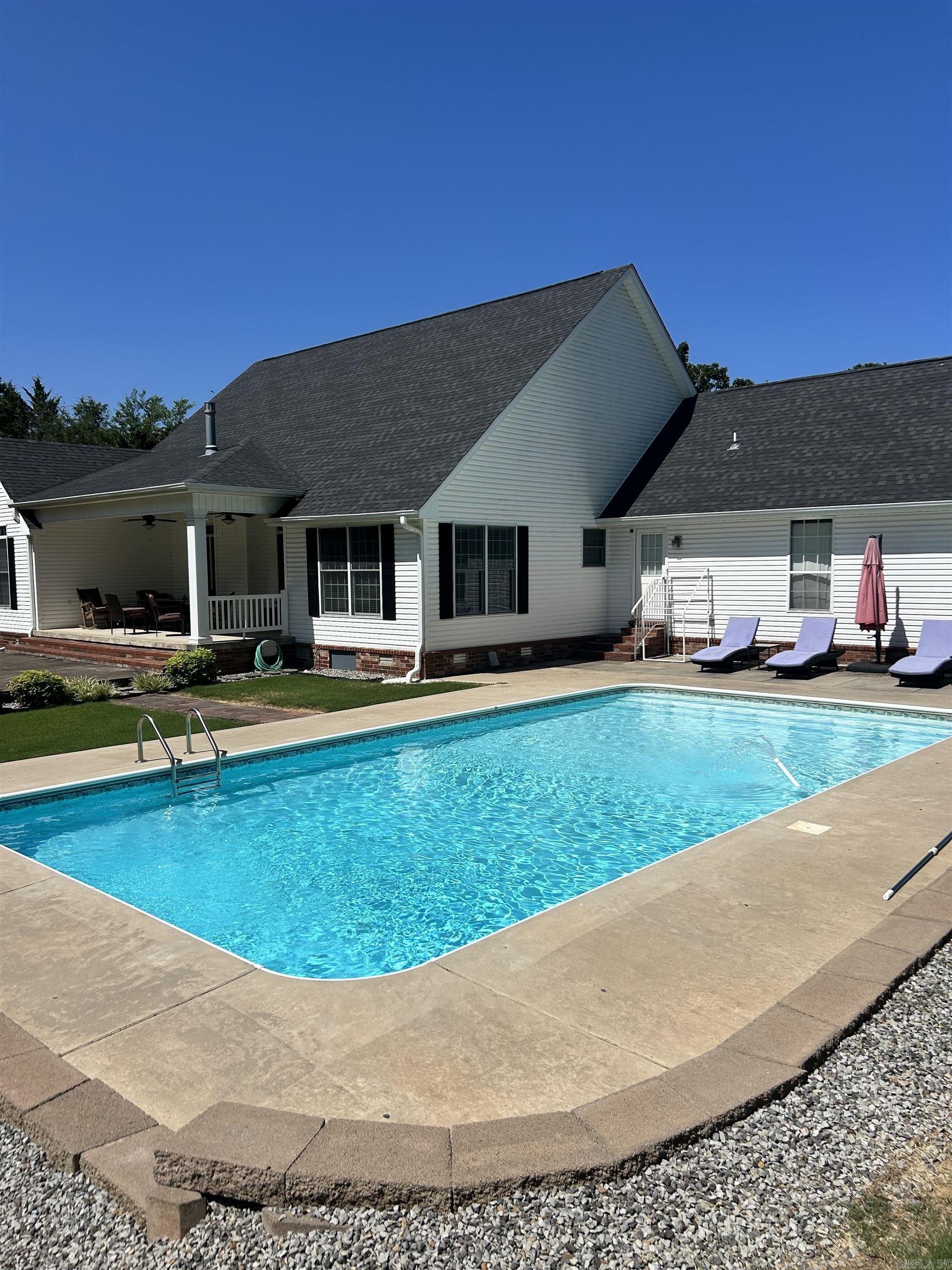 COUNTRY CLUB EAST ADD (SEARCY) - Residential