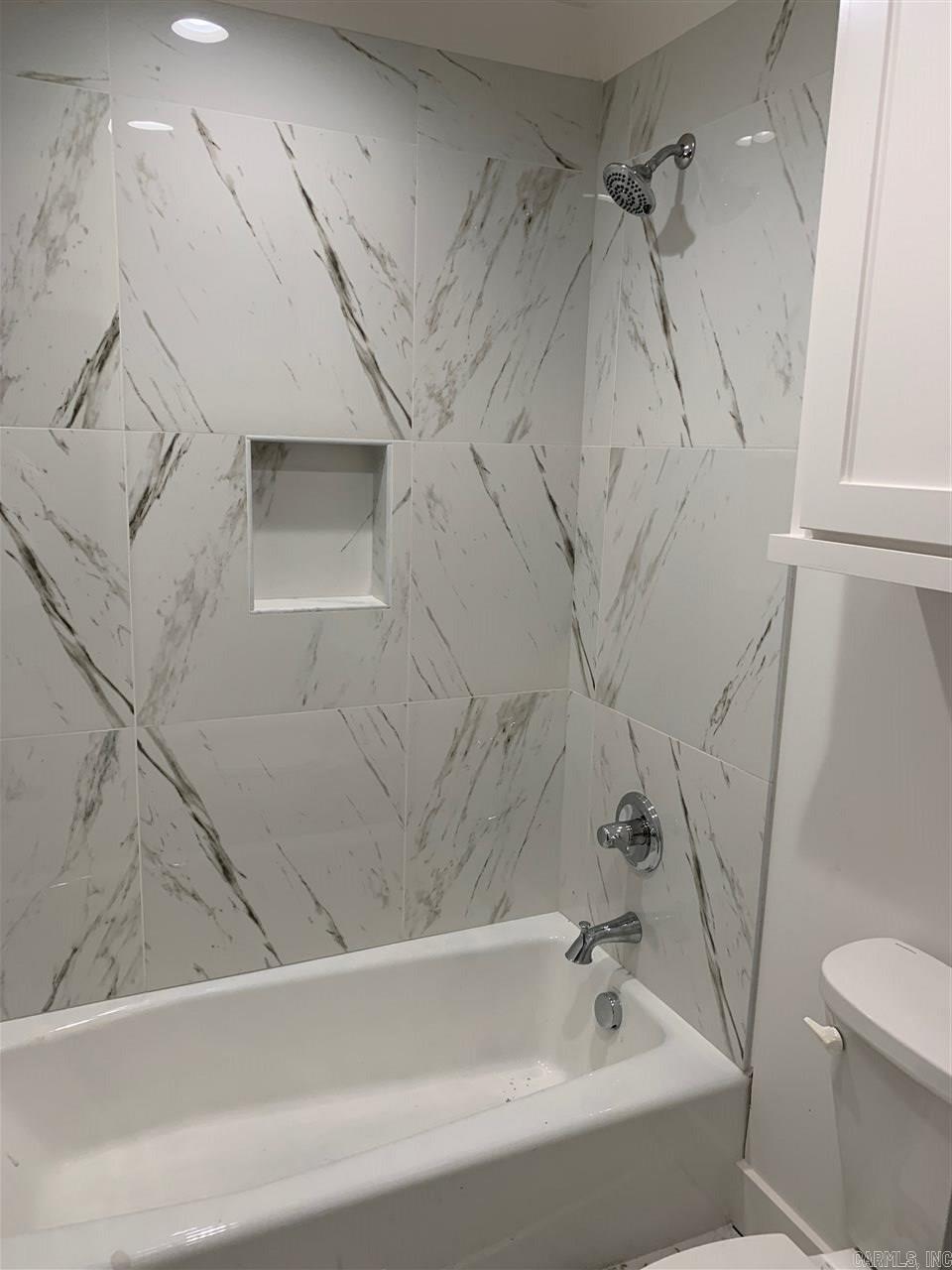 CHENAL VALLEY ADDN - Residential Lease