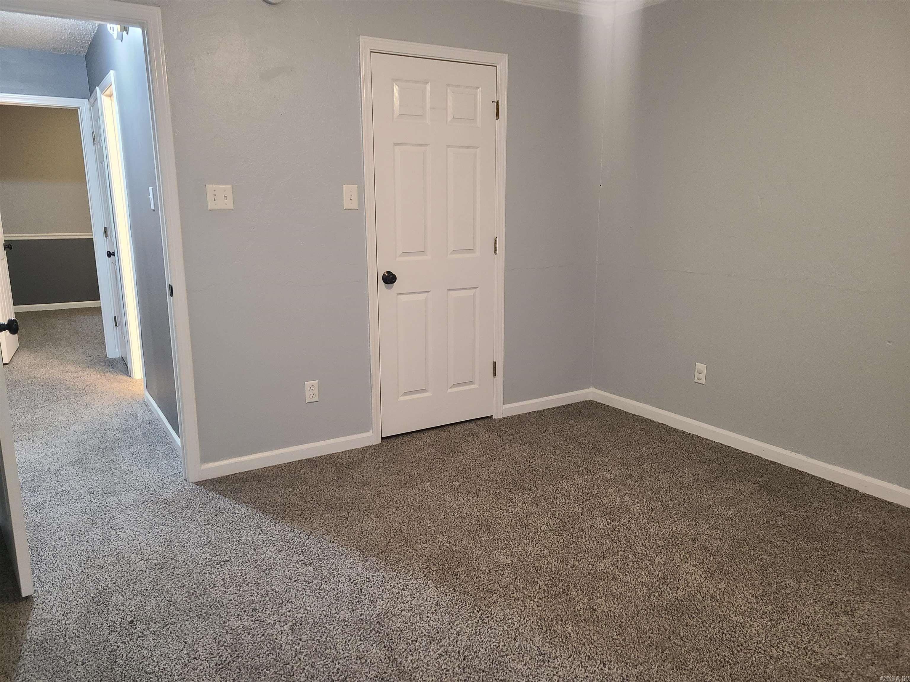 Robinwood III - Residential Lease