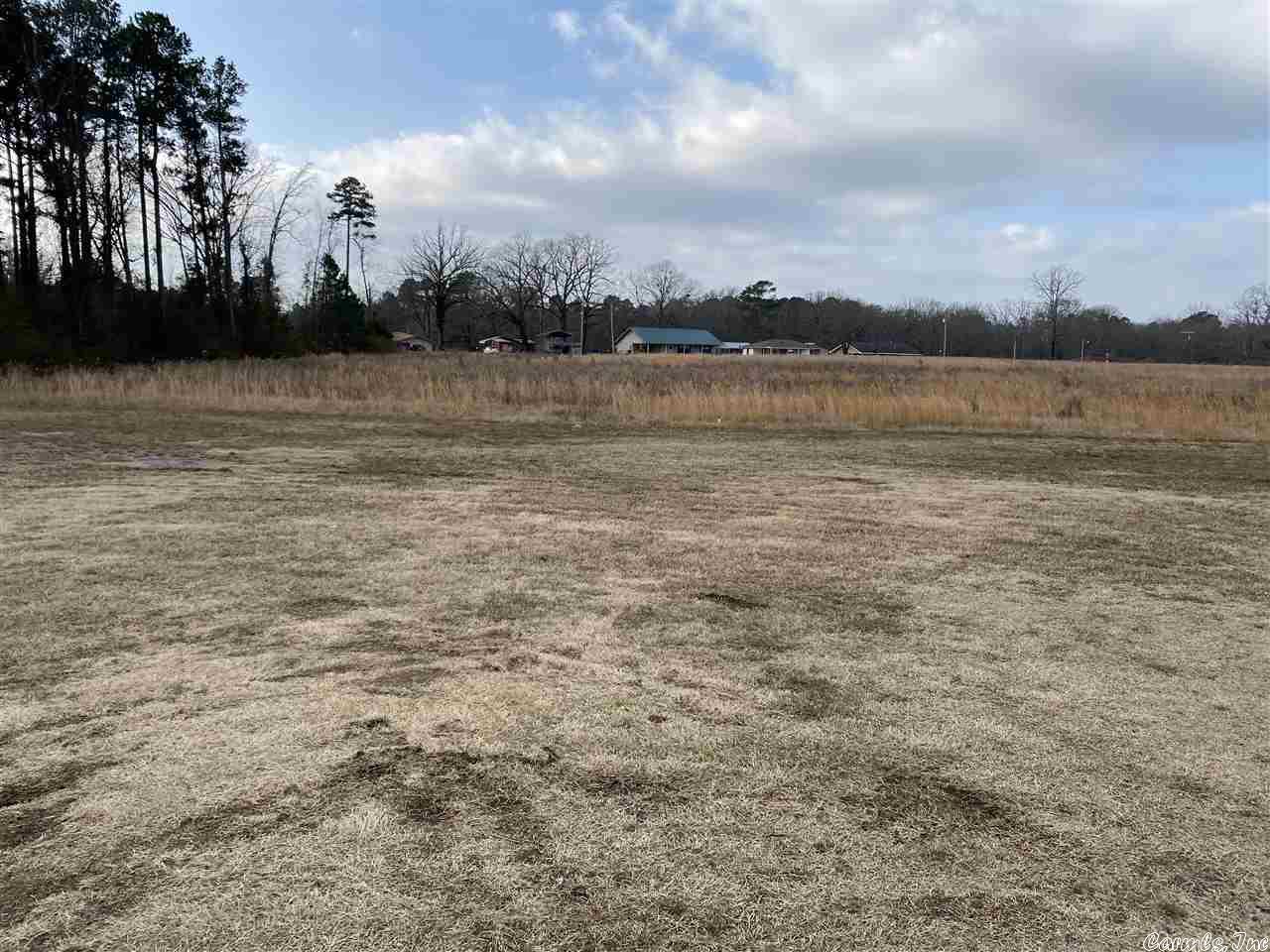 Perfect location for future business and investment! Located right beside Holiday Inn Express and Dairy Queen among a few. More Businesses on the way!! Commercial zoned. Call office for more information.