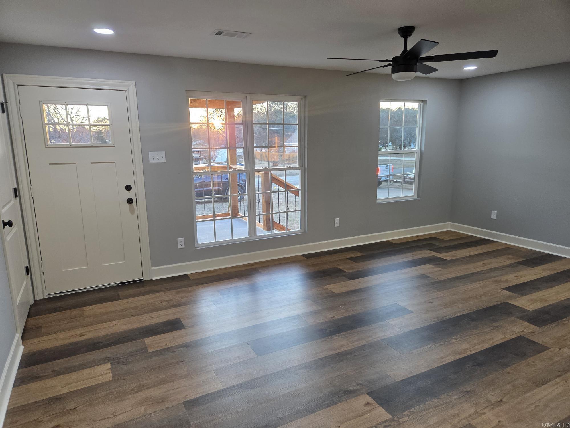 COUNTRY VALLEY ESTATES - Residential