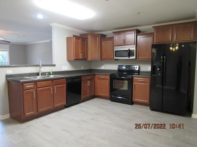 Crossing on the Green - Residential Lease