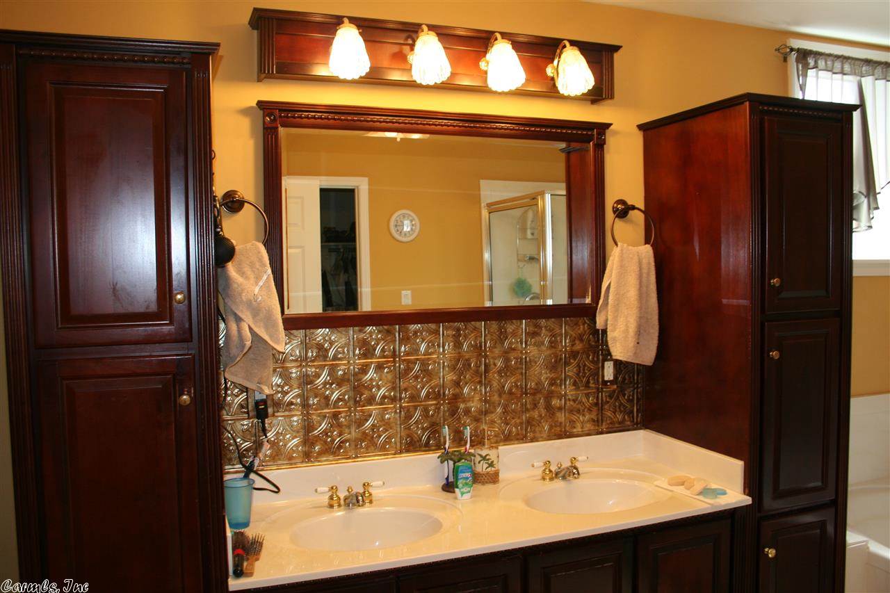 HURRICANE LAKE EST - Residential