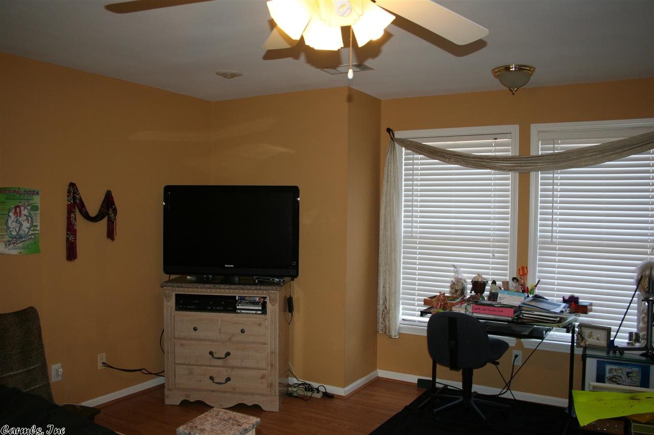 HURRICANE LAKE EST - Residential