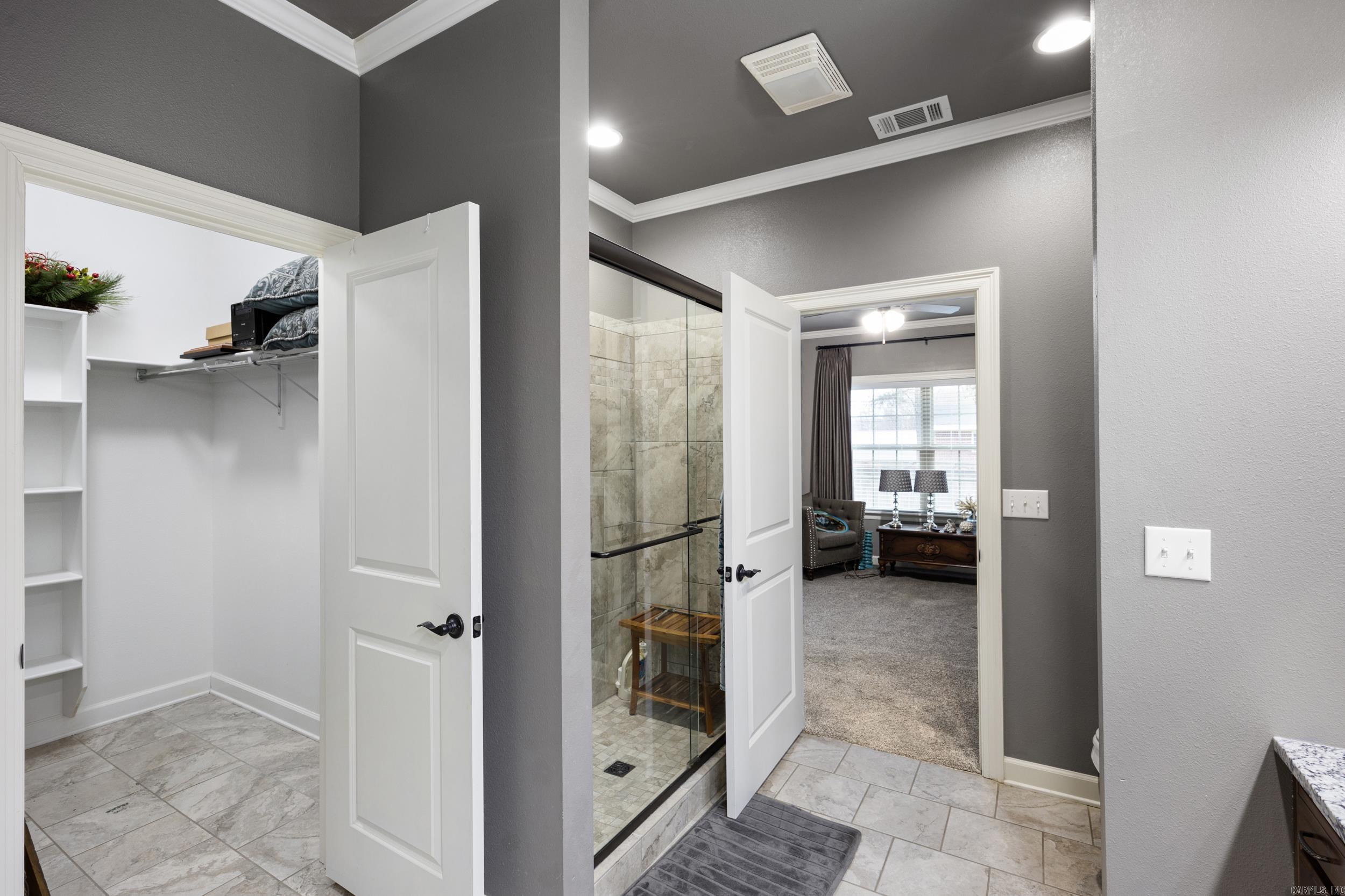 BROWN STONE VILLAGE CONDOMINIUMS - Residential