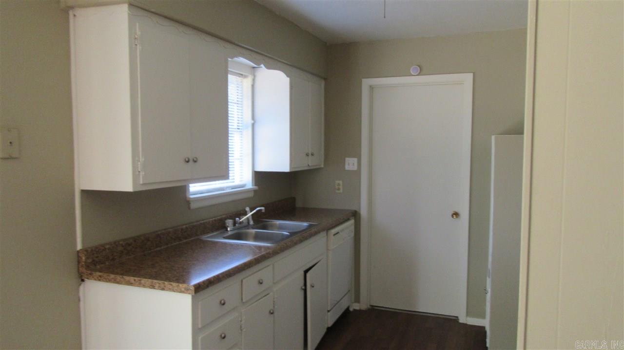 Lakeside - Residential Lease