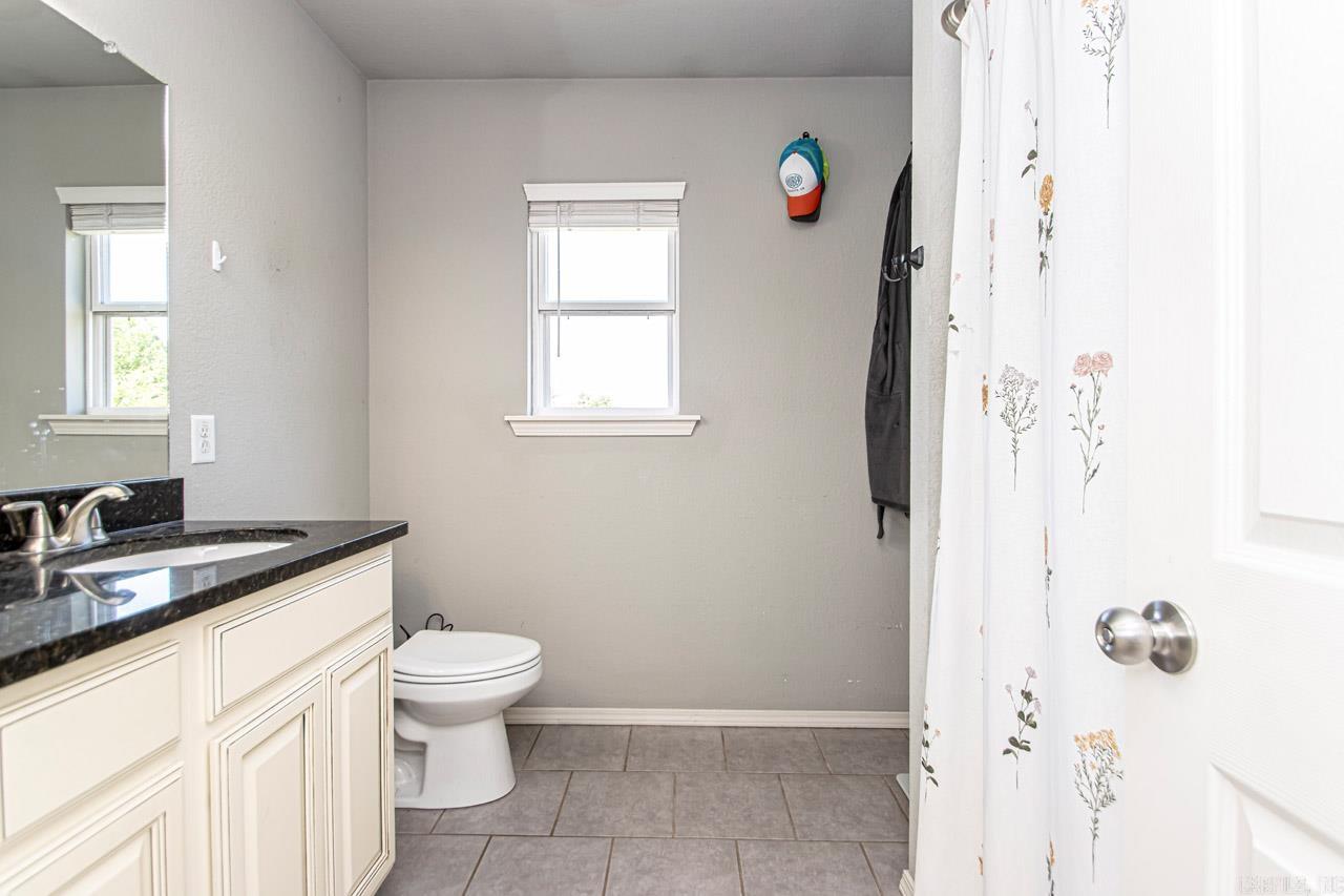 THE CROSSING AT OAK HILL - Residential