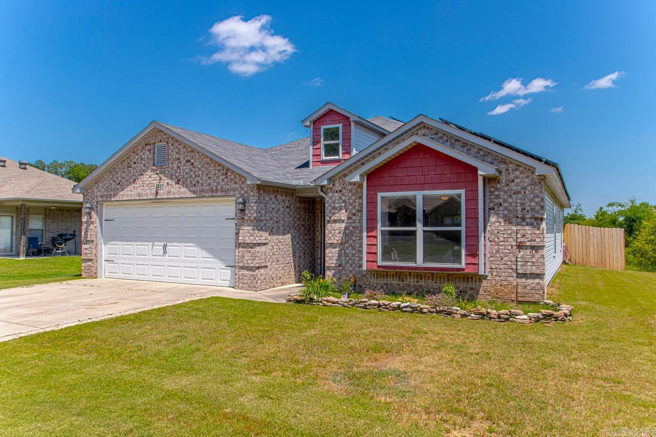 THE CROSSING AT OAK HILL - Residential