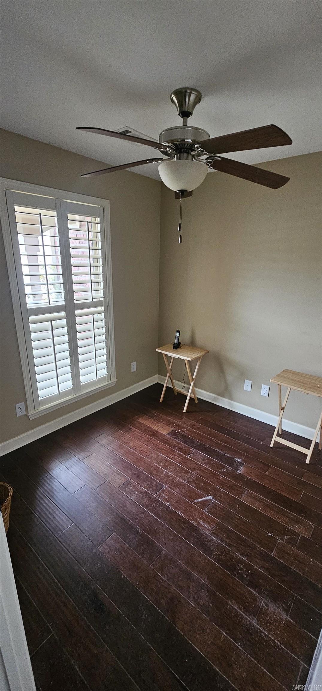 SUNSET VALLEY - Residential