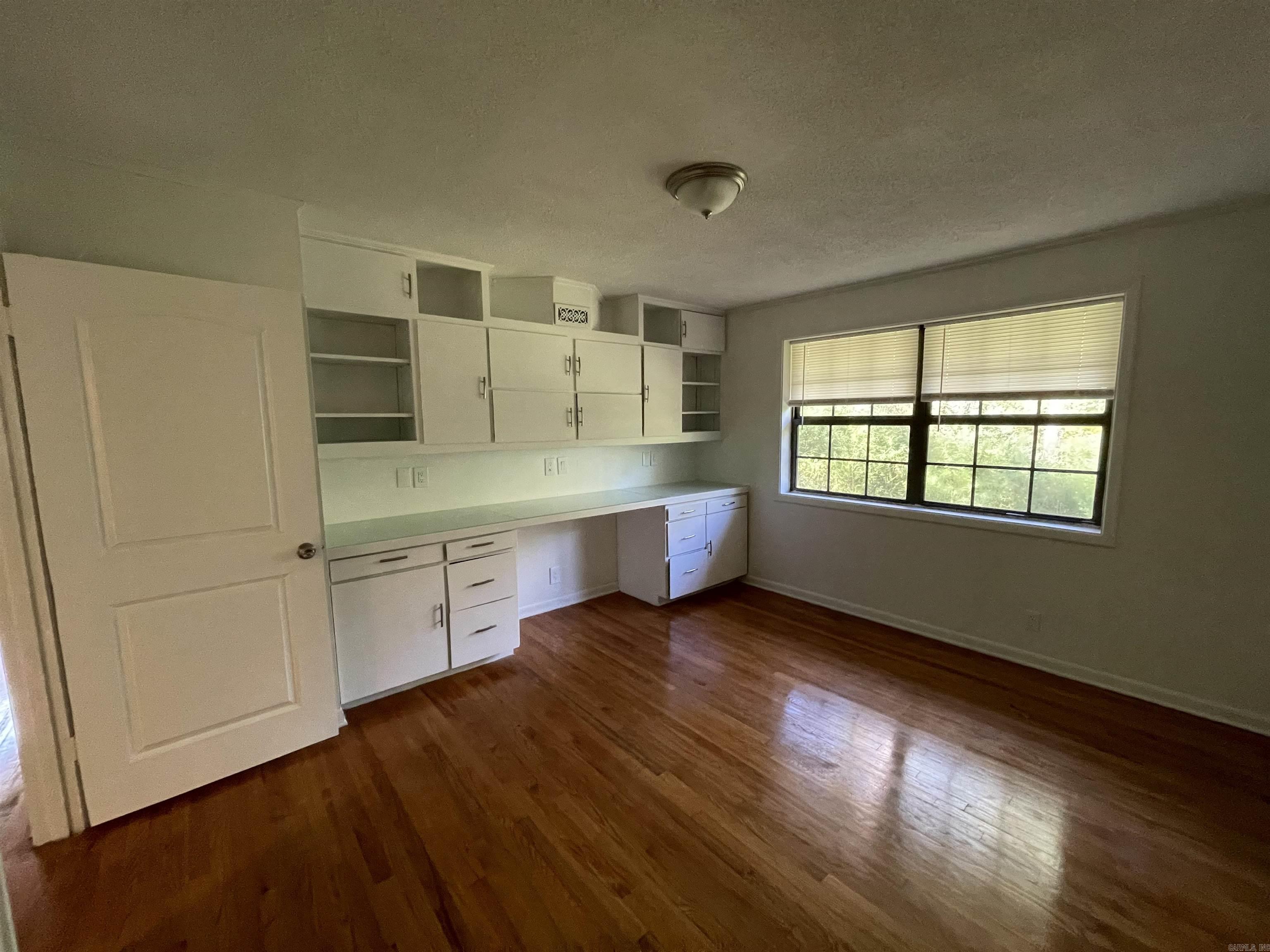 Mellors 4th - Residential