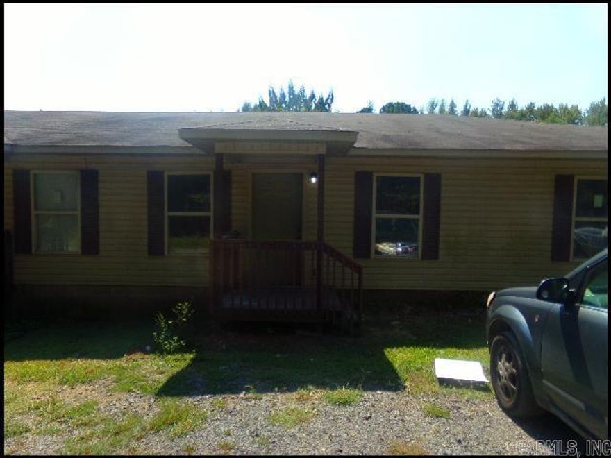 *CABOT* NICE QUADPLEX IN LEANING PINES SUBDIVISION!! This 2 Bedroom and 1 Bath Unit Features 858 Square Feet! Range Provided In Eat-In Kitchen! Washer/Dryer Hookups! Central Heat And Air! Parking Area! PET FRIENDLY!! AVAILABLE NOW!!! <a href='https://raineyrealty.com/virtualtour.php?r=nYGvF0'> Click here for a 360° Virtual Tour</a>