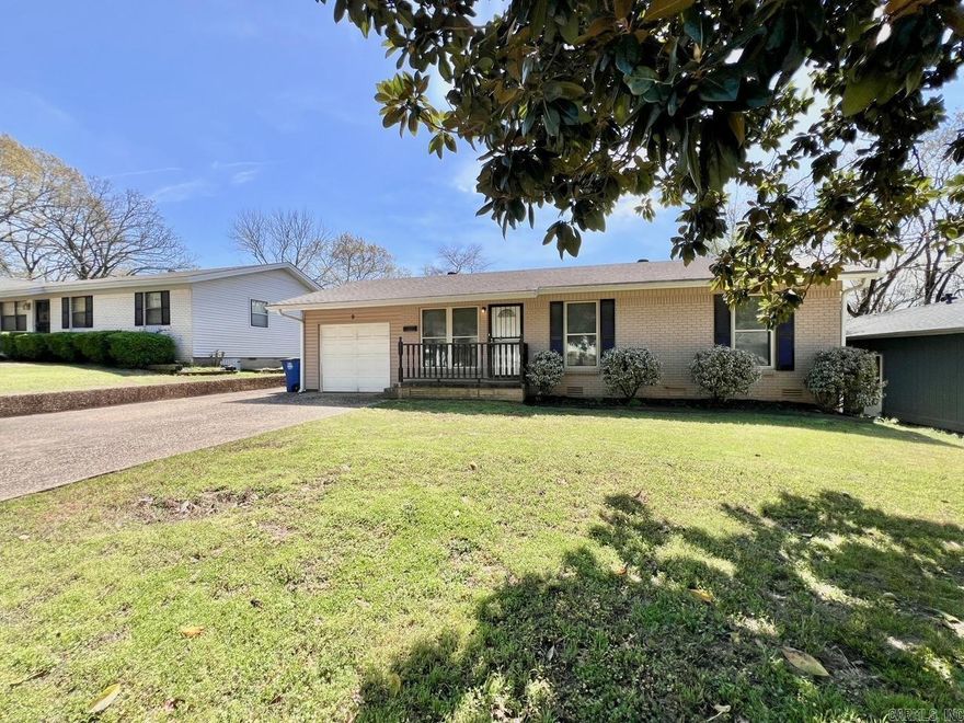 Check out this great home with 3 bedrooms and 2 baths. Home is ready for new owners with fresh paint and lots of updates. Some of the updates include newer windows, appliances and carpet. Roof, HVAC and water heater 2018. This kitchen is large and has plenty of cabinets. Bonus room/Den has access to the covered back deck and fenced in back yard. Extended slab for additional parking and storage room in garage.