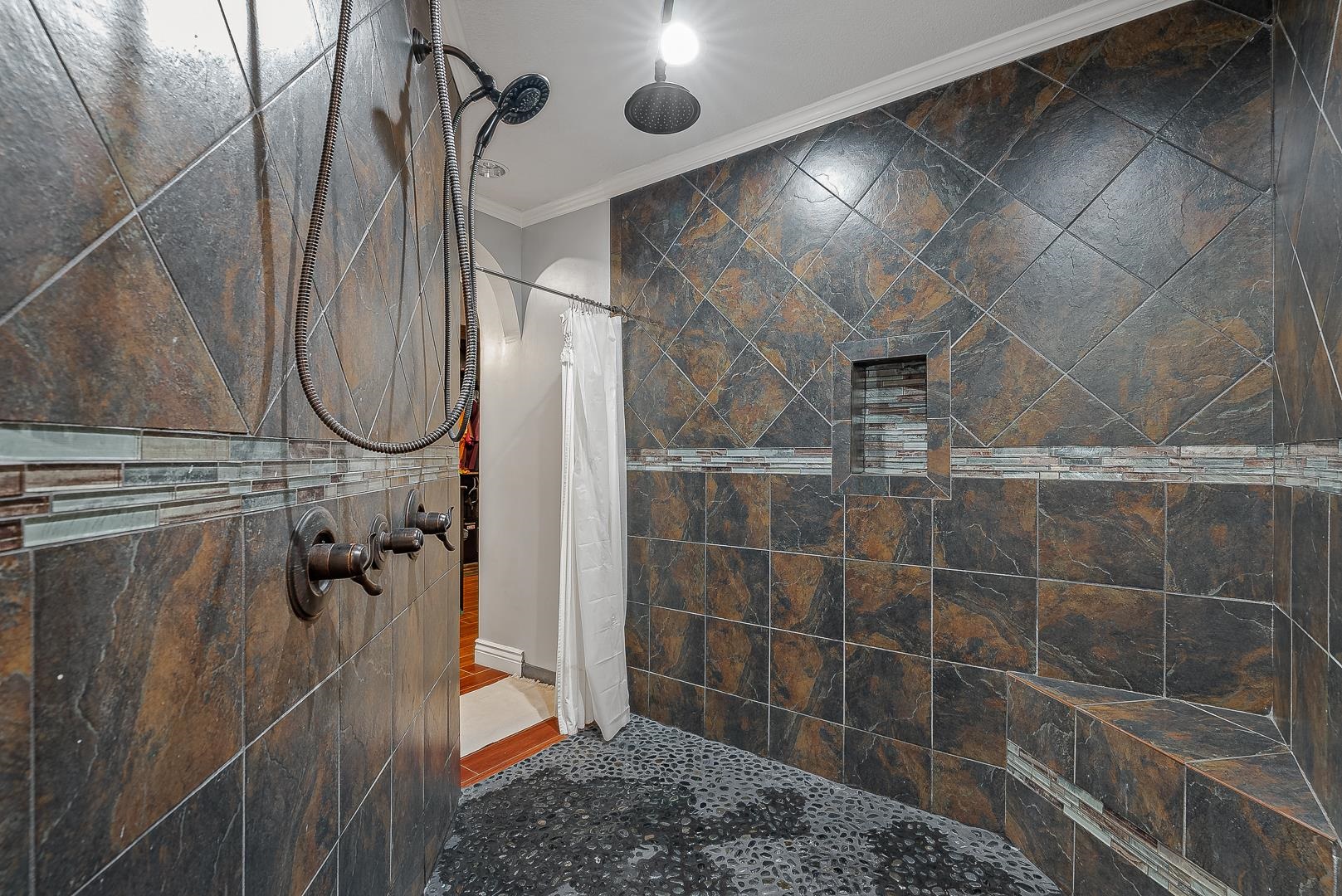 DESTINY HILL - Residential