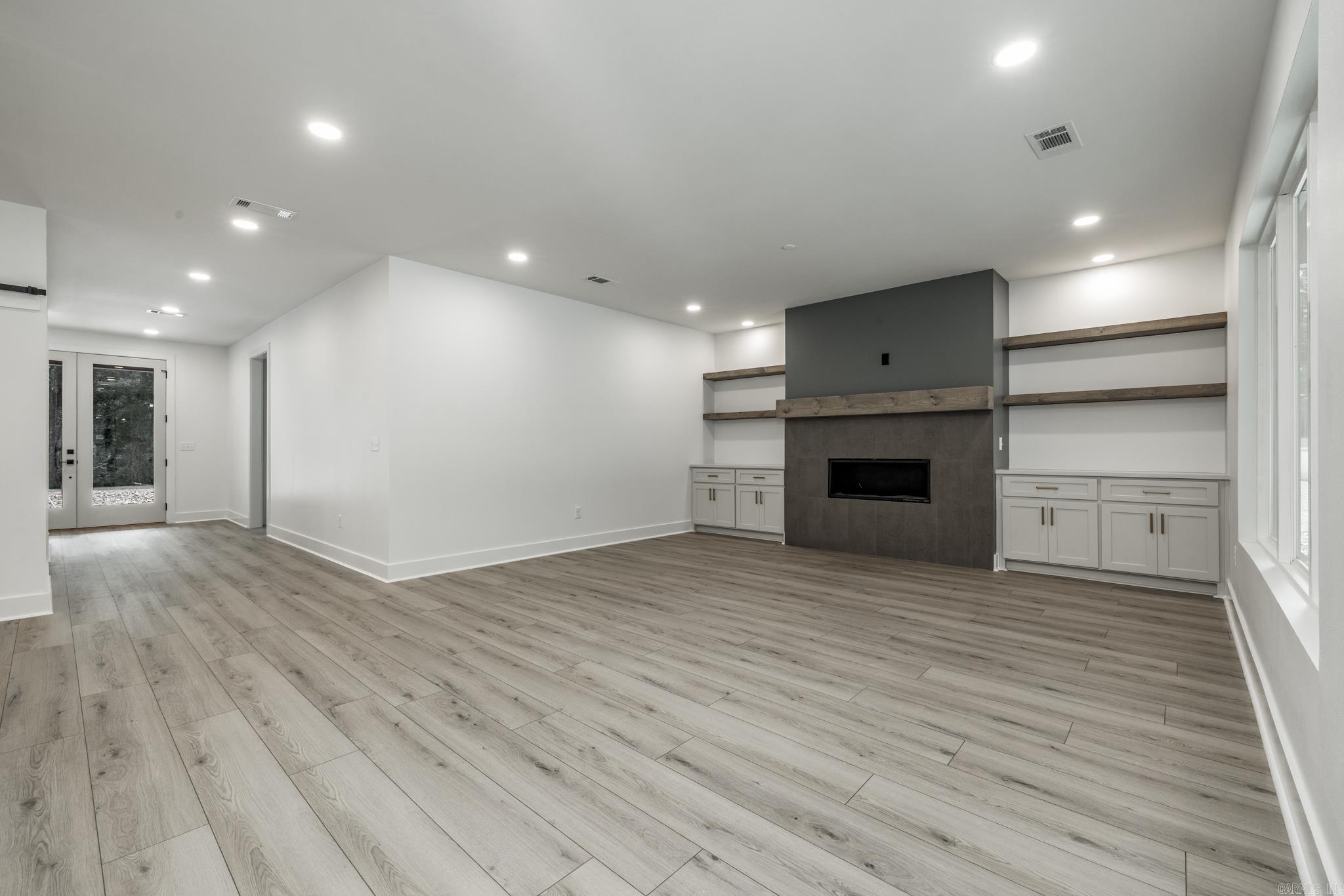 ESTRELLA - Residential