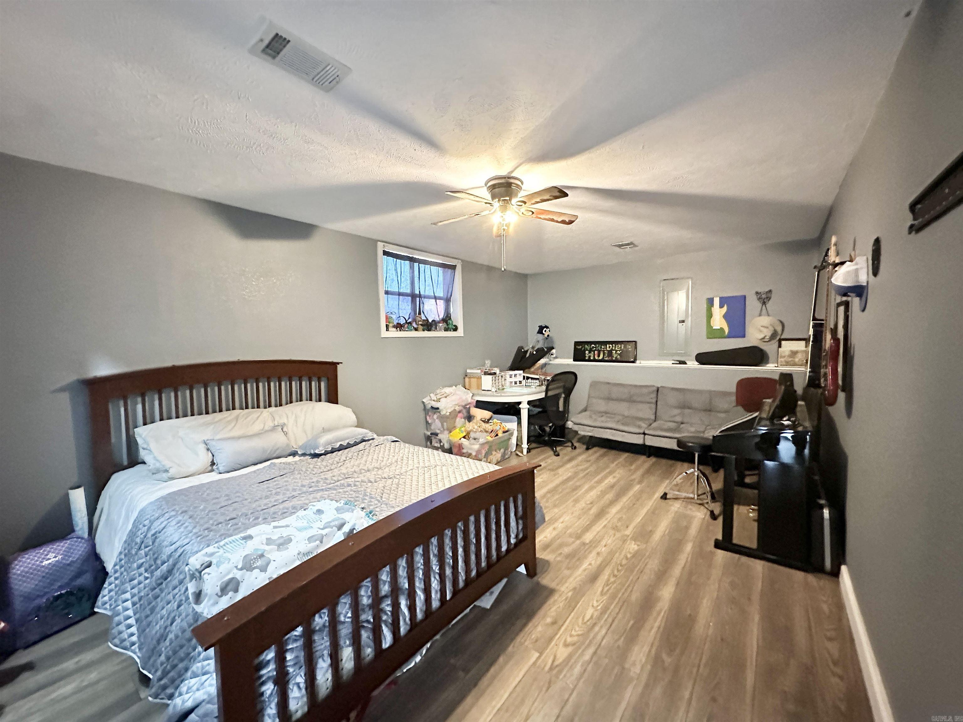 KIZER  ADDN - Residential