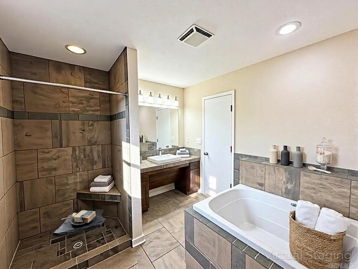 KIZER  ADDN - Residential