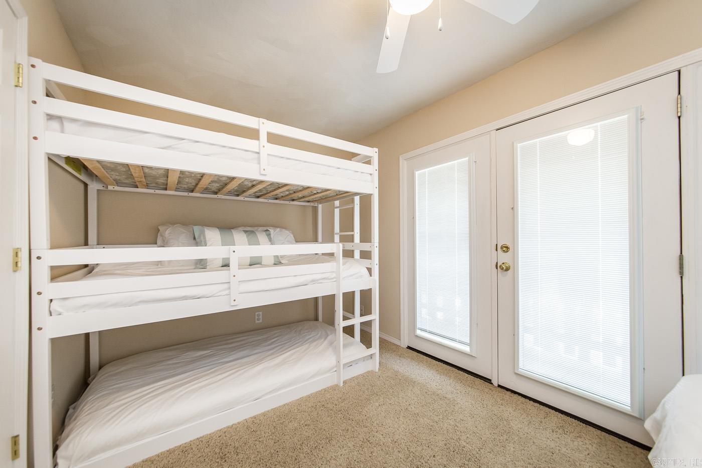 CHELSEA GLADE CONDO - Residential