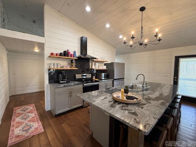 YORKTOWN - Residential