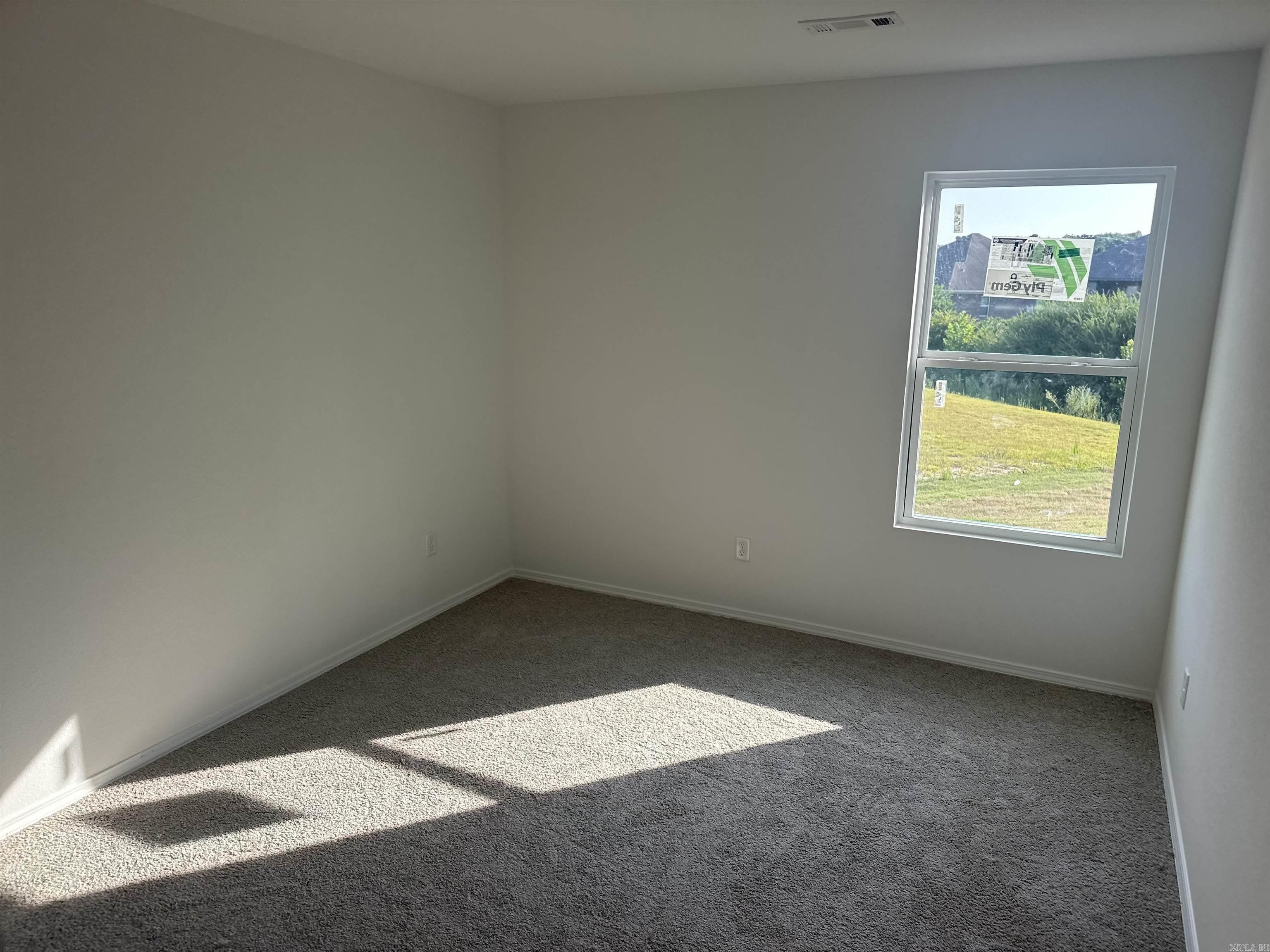 HILLDALE CROSSING - Residential