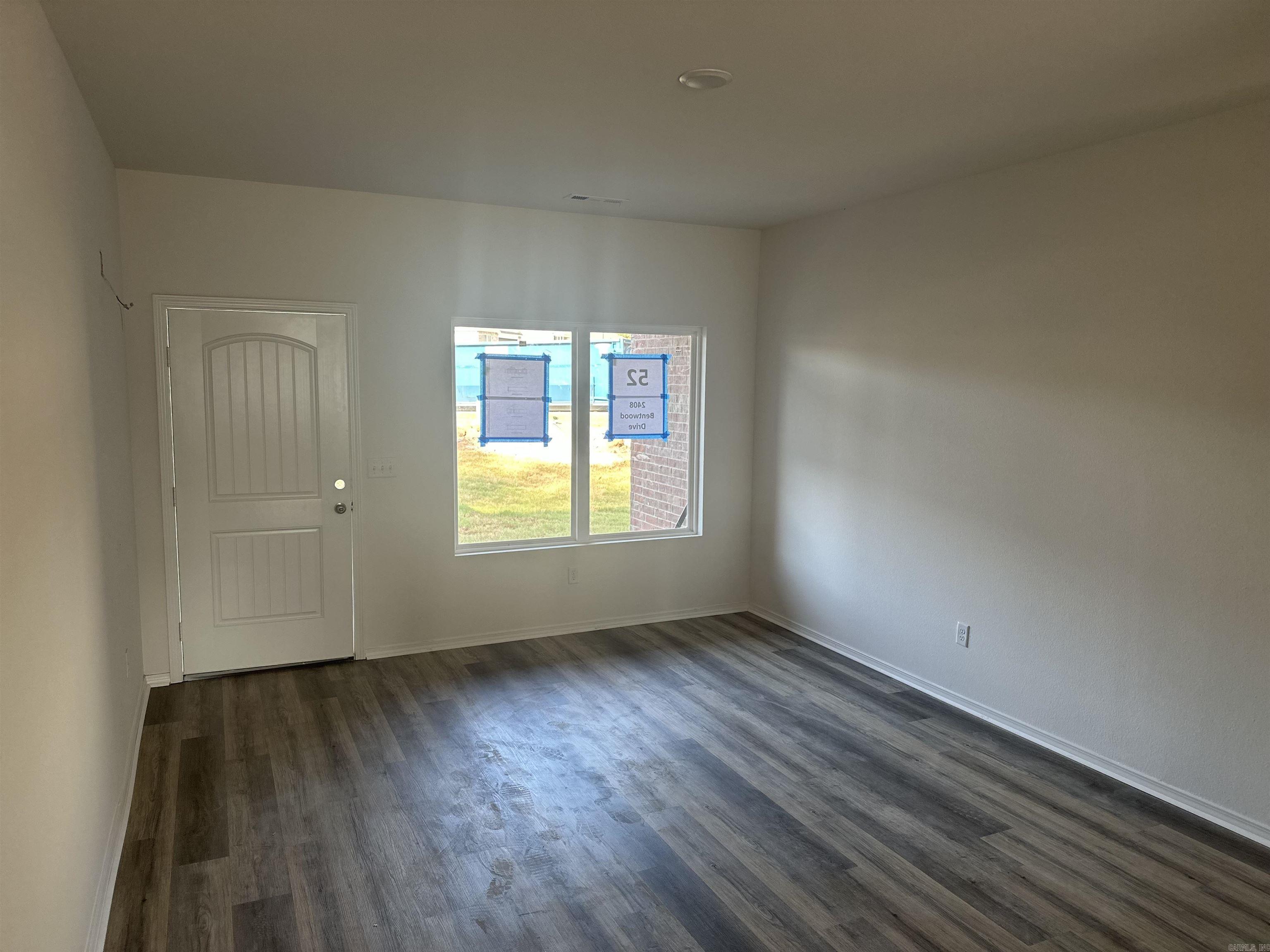 HILLDALE CROSSING - Residential