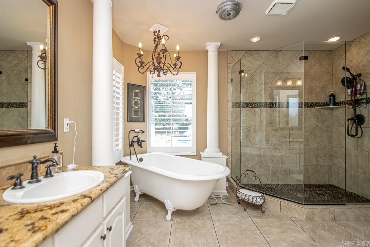 OAK MEADOWS - Residential