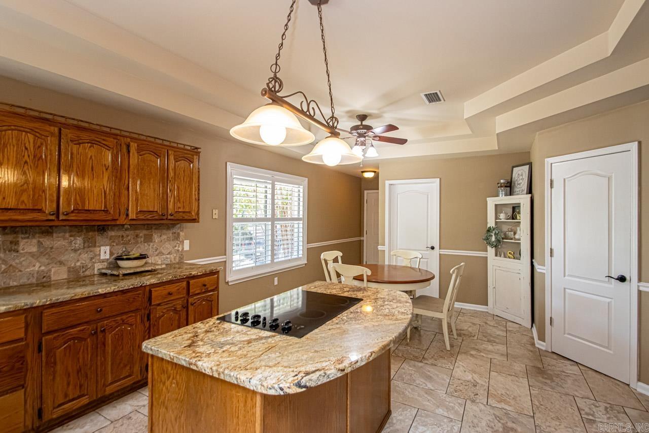 OAK MEADOWS - Residential