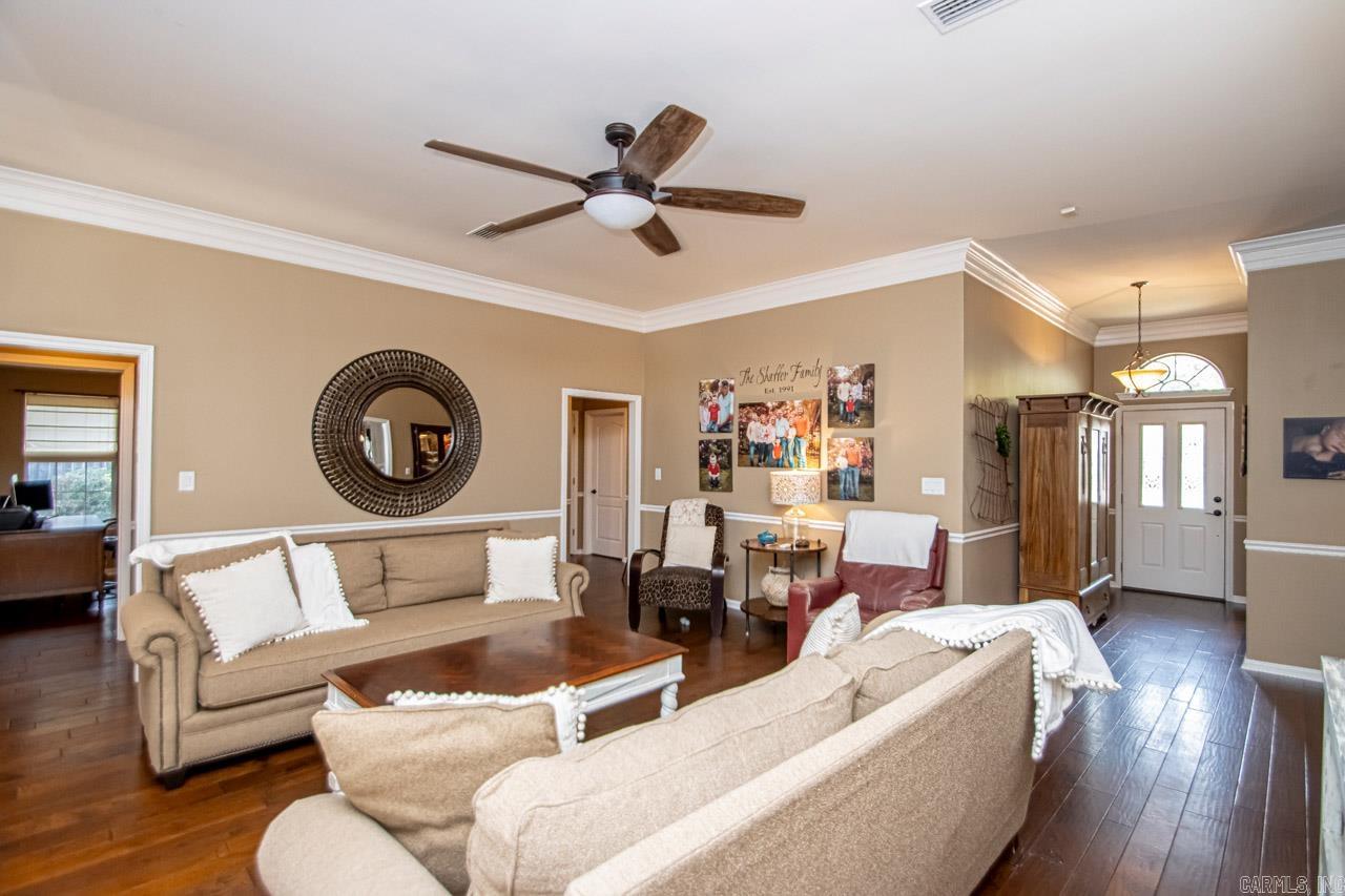 OAK MEADOWS - Residential