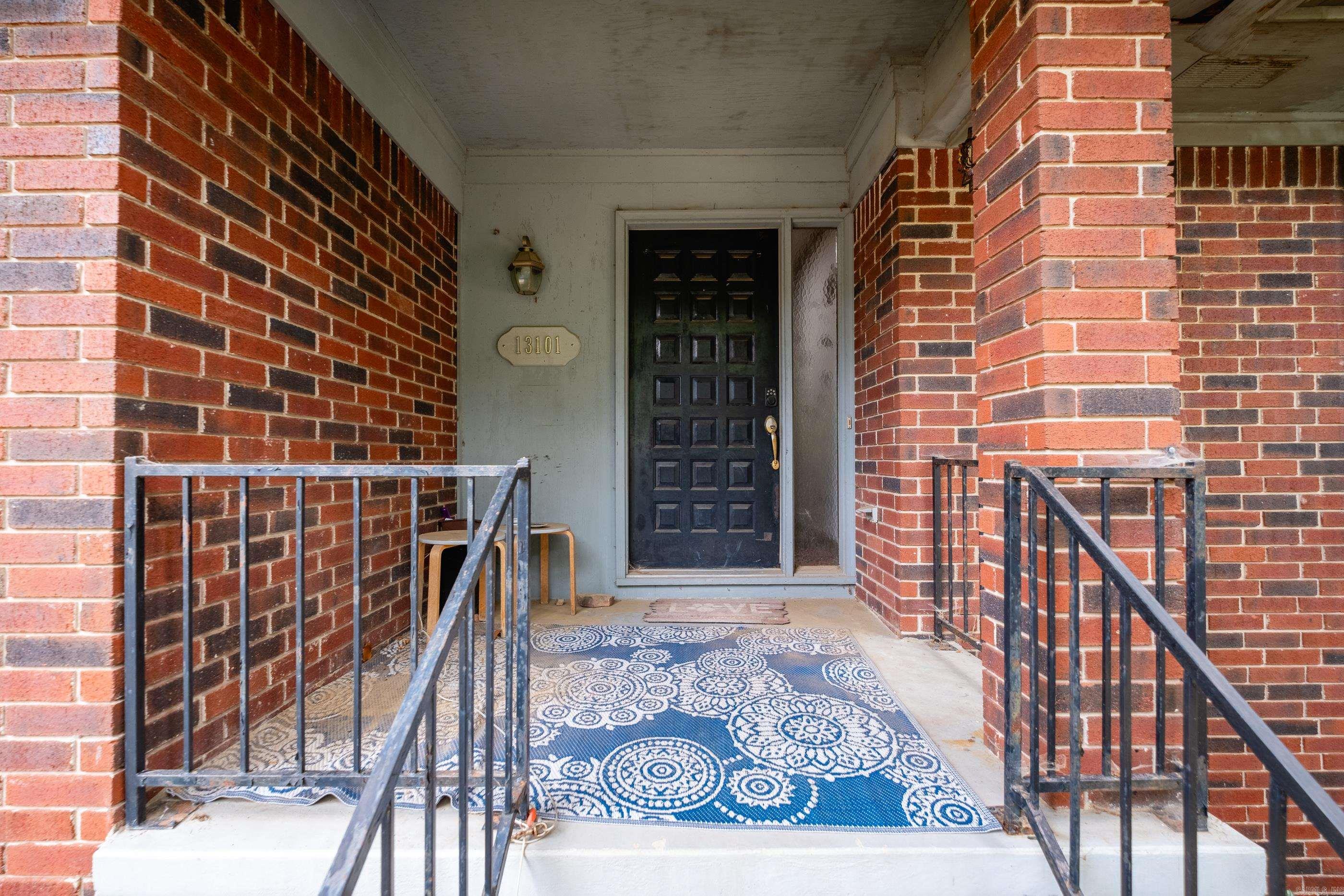 MARLOWE MANOR - Residential