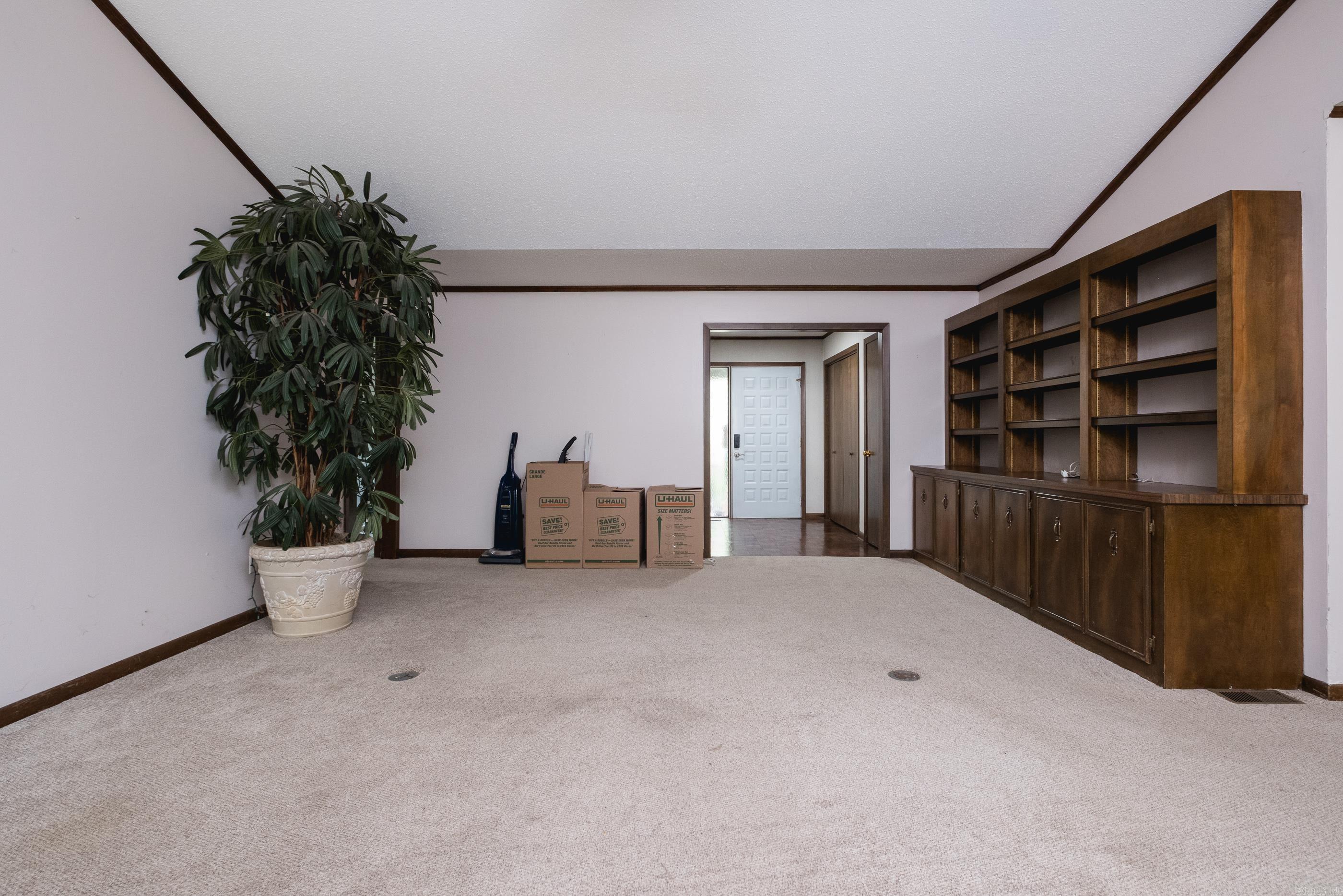 MARLOWE MANOR - Residential