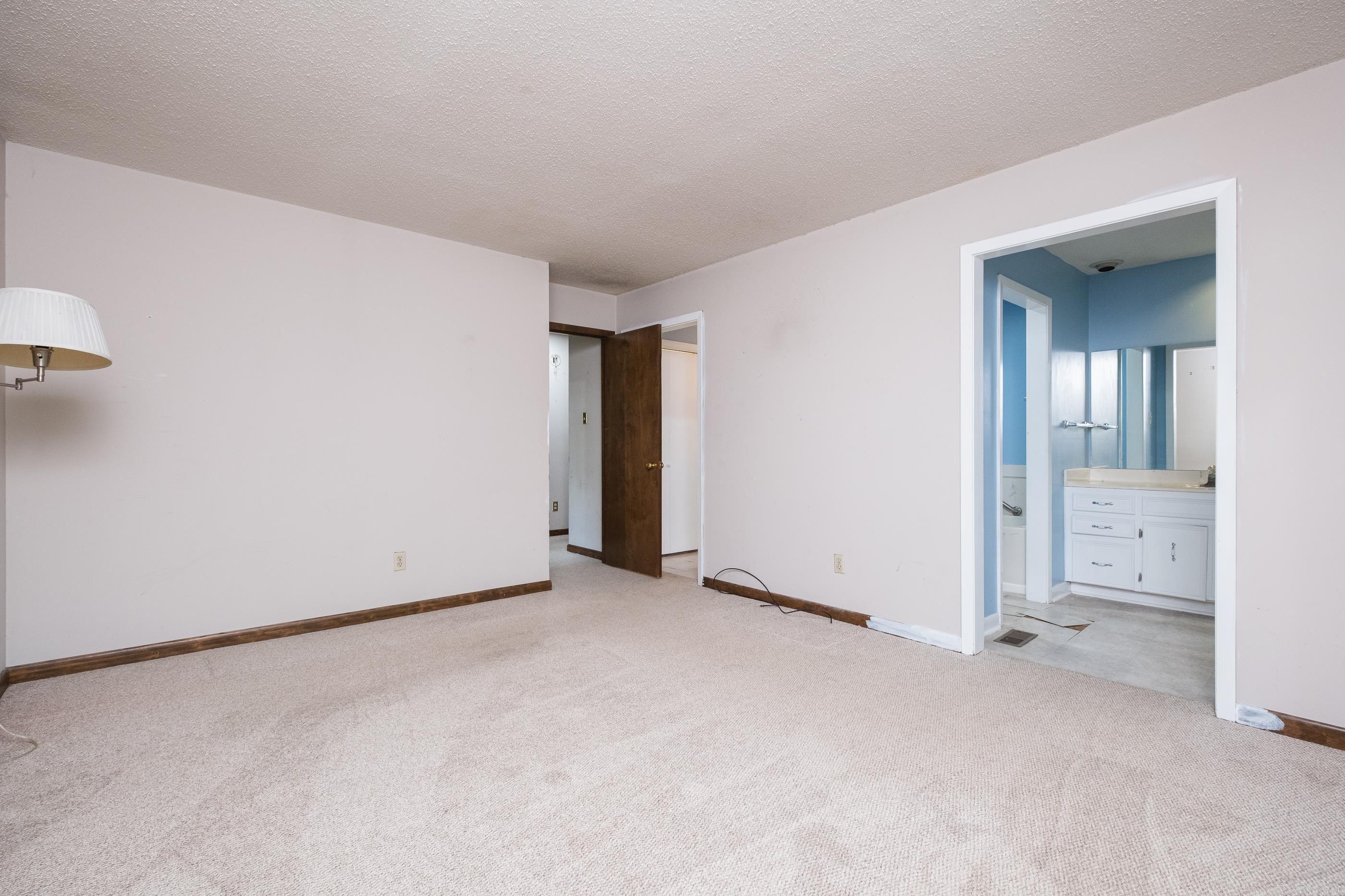 MARLOWE MANOR - Residential