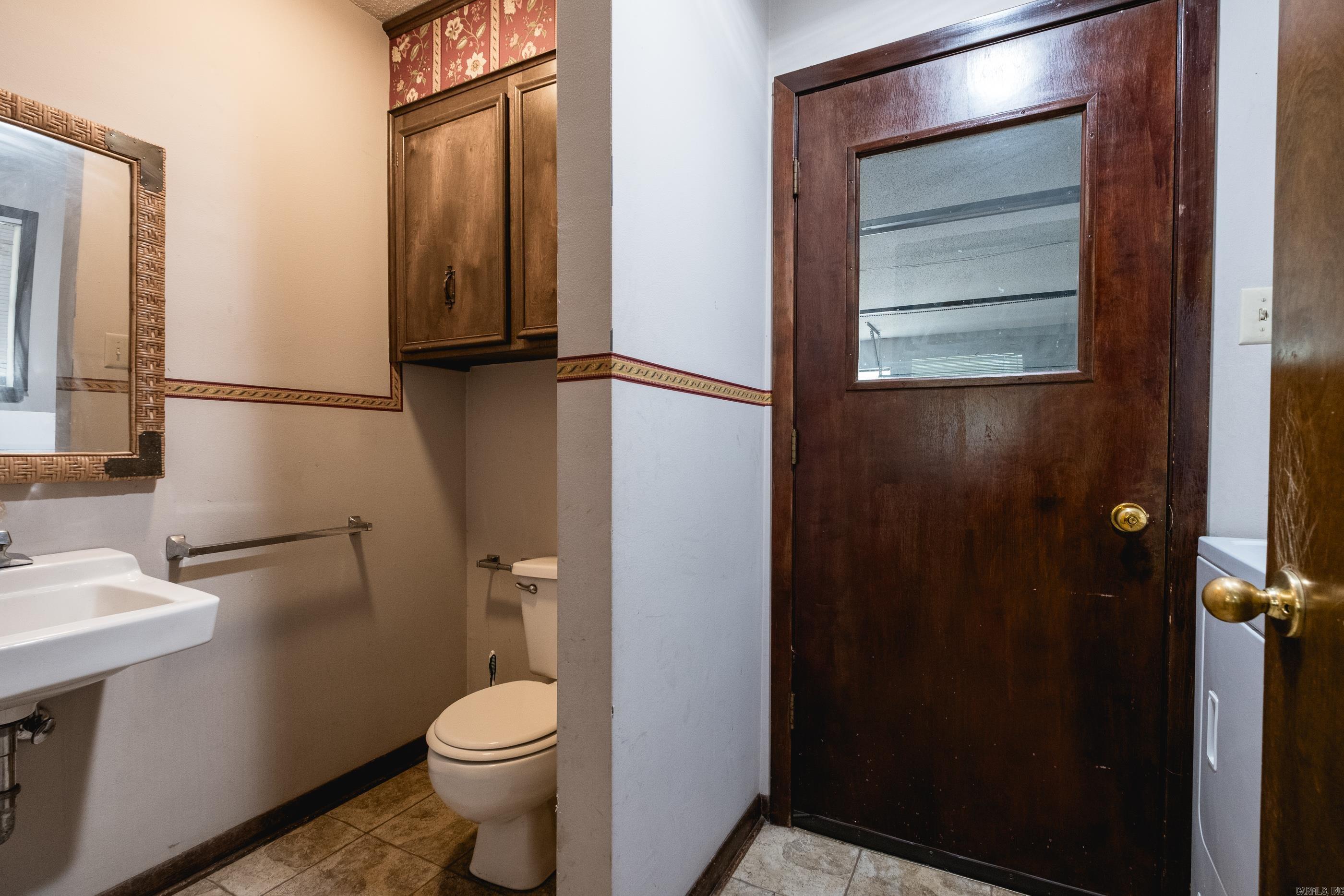 MARLOWE MANOR - Residential