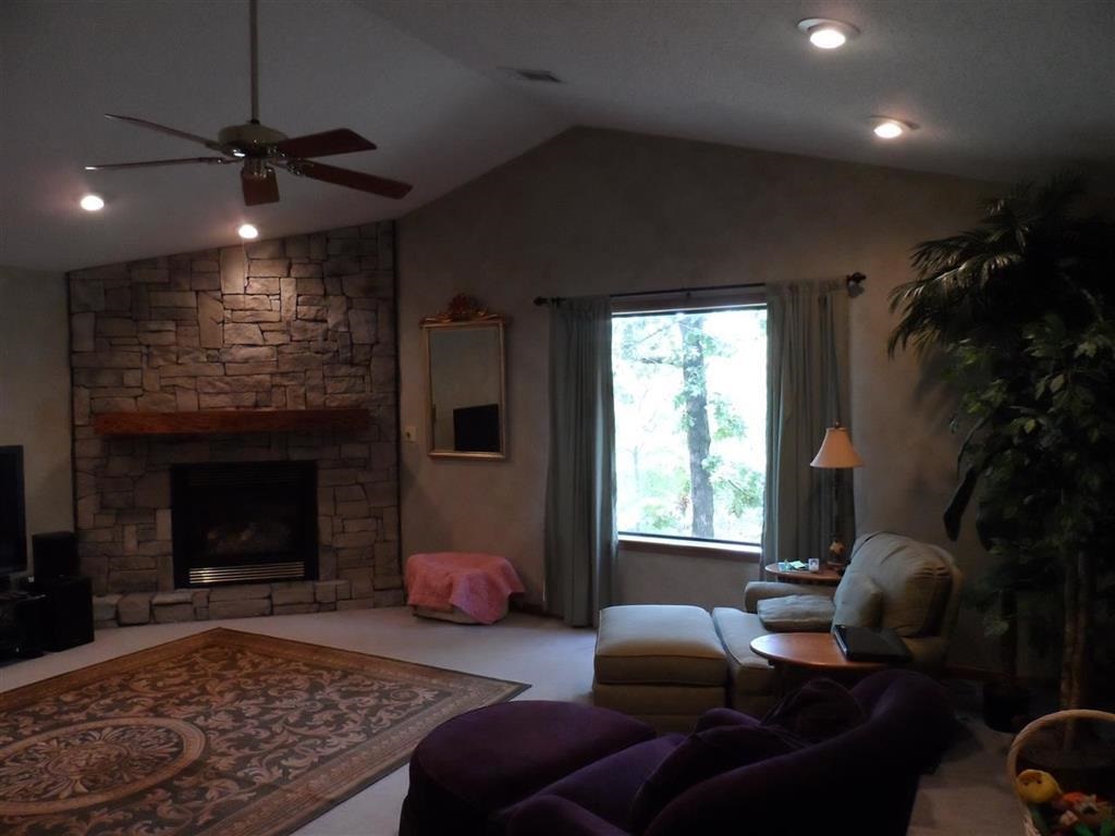 Lake Vista Estates - Residential