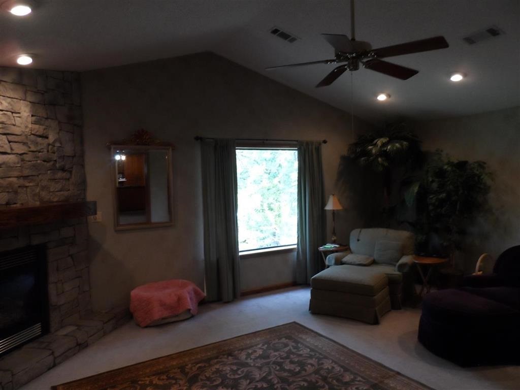 Lake Vista Estates - Residential