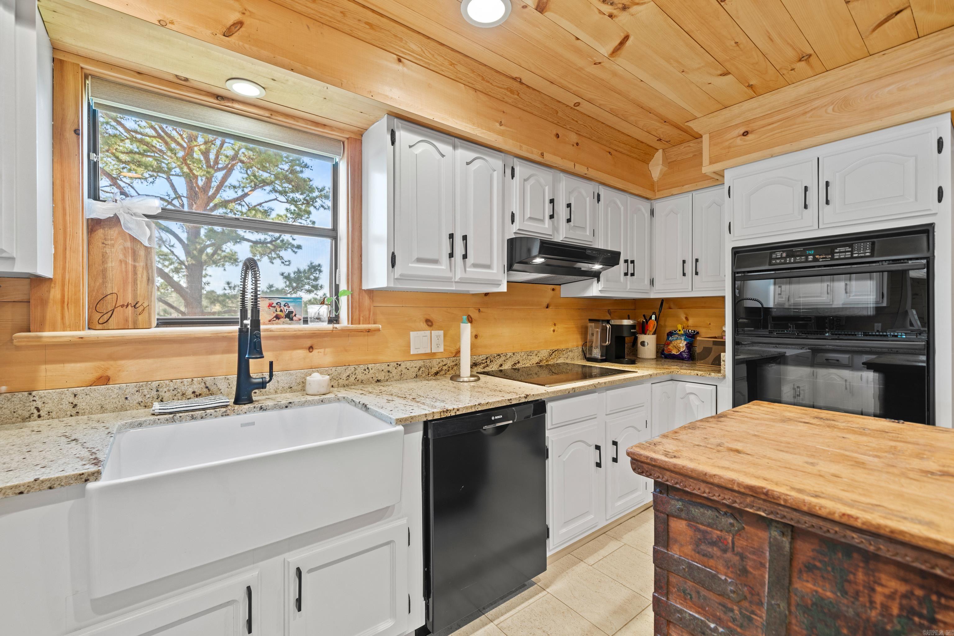 CEDAR CREST HPR - Residential