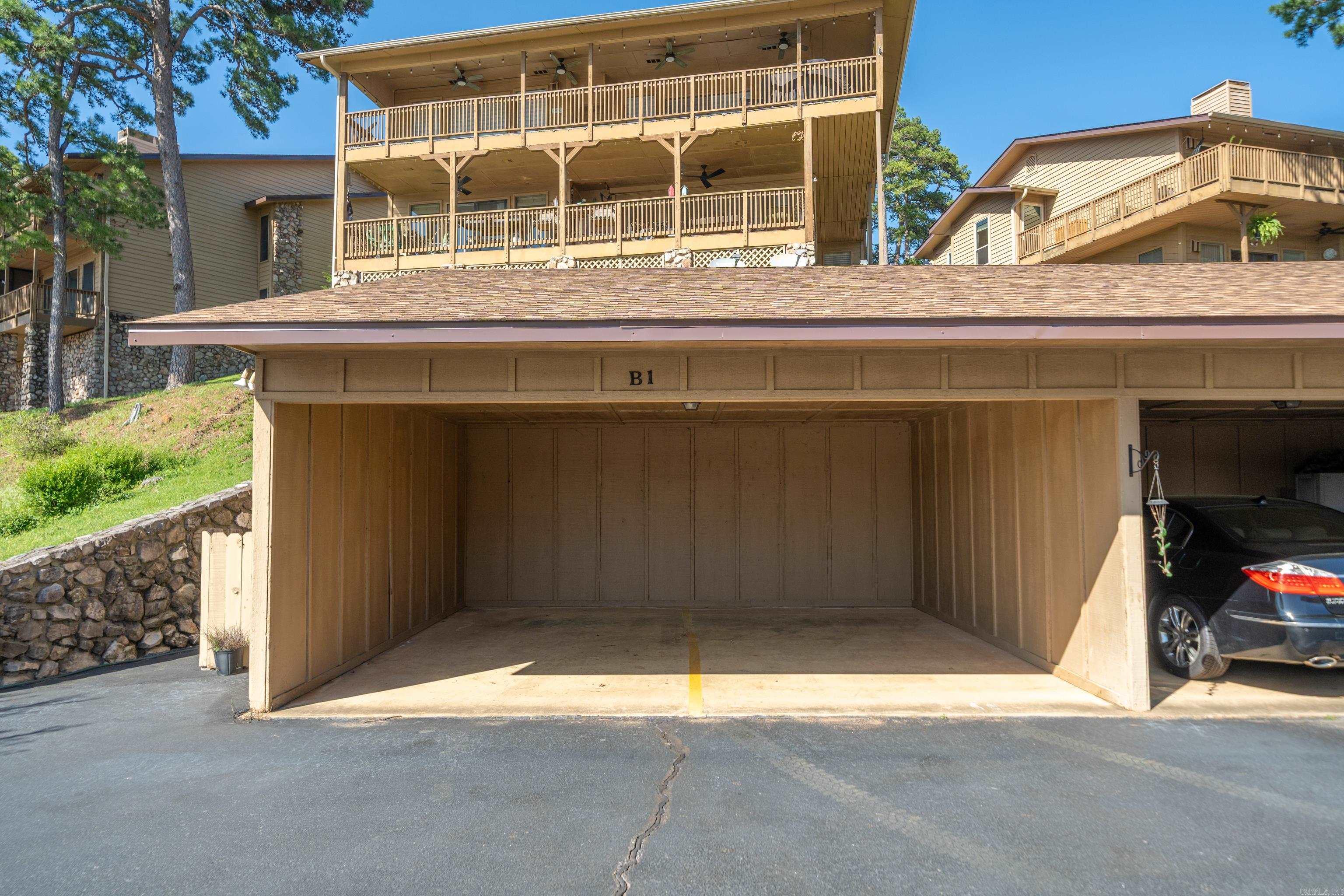 CEDAR CREST HPR - Residential