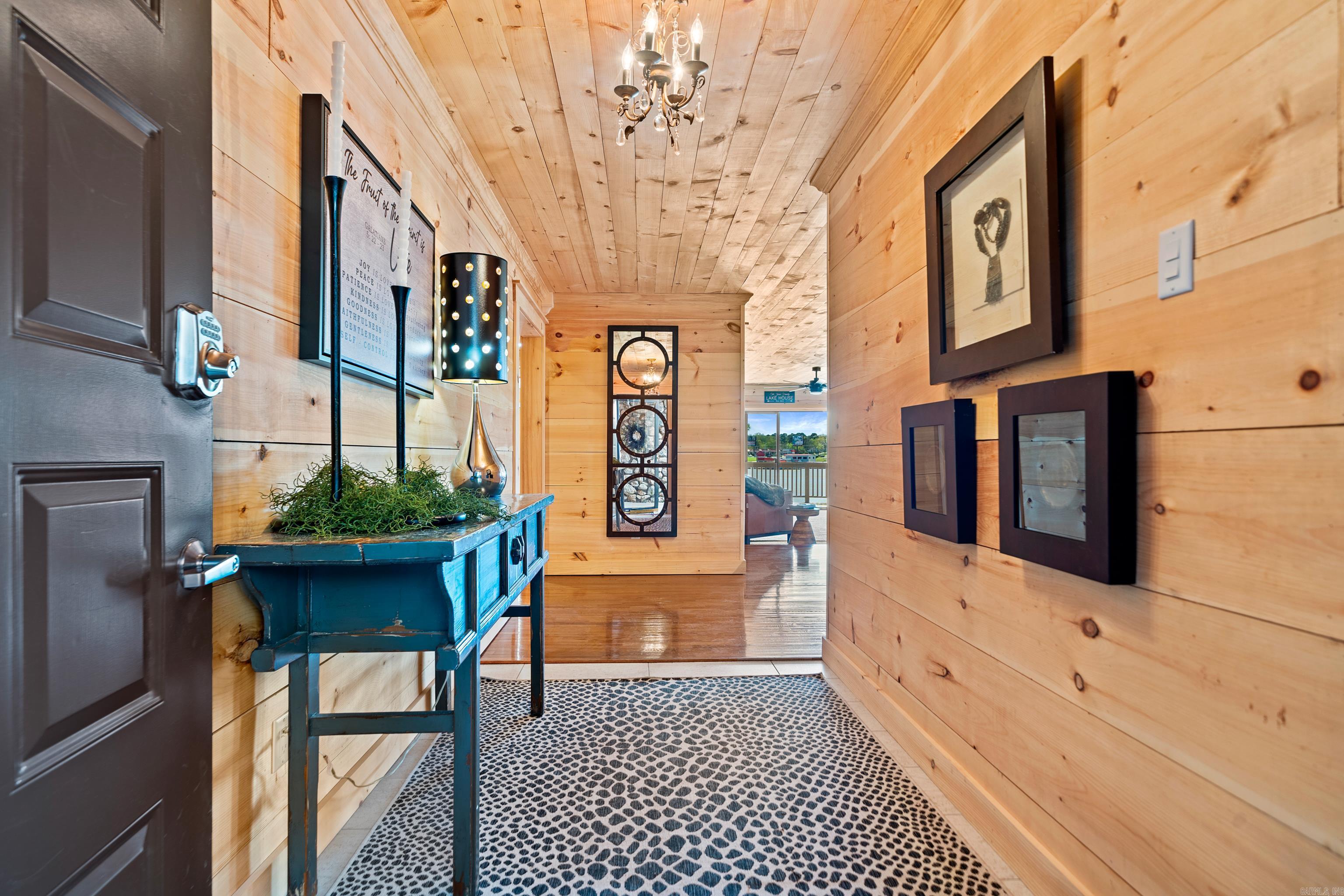 CEDAR CREST HPR - Residential