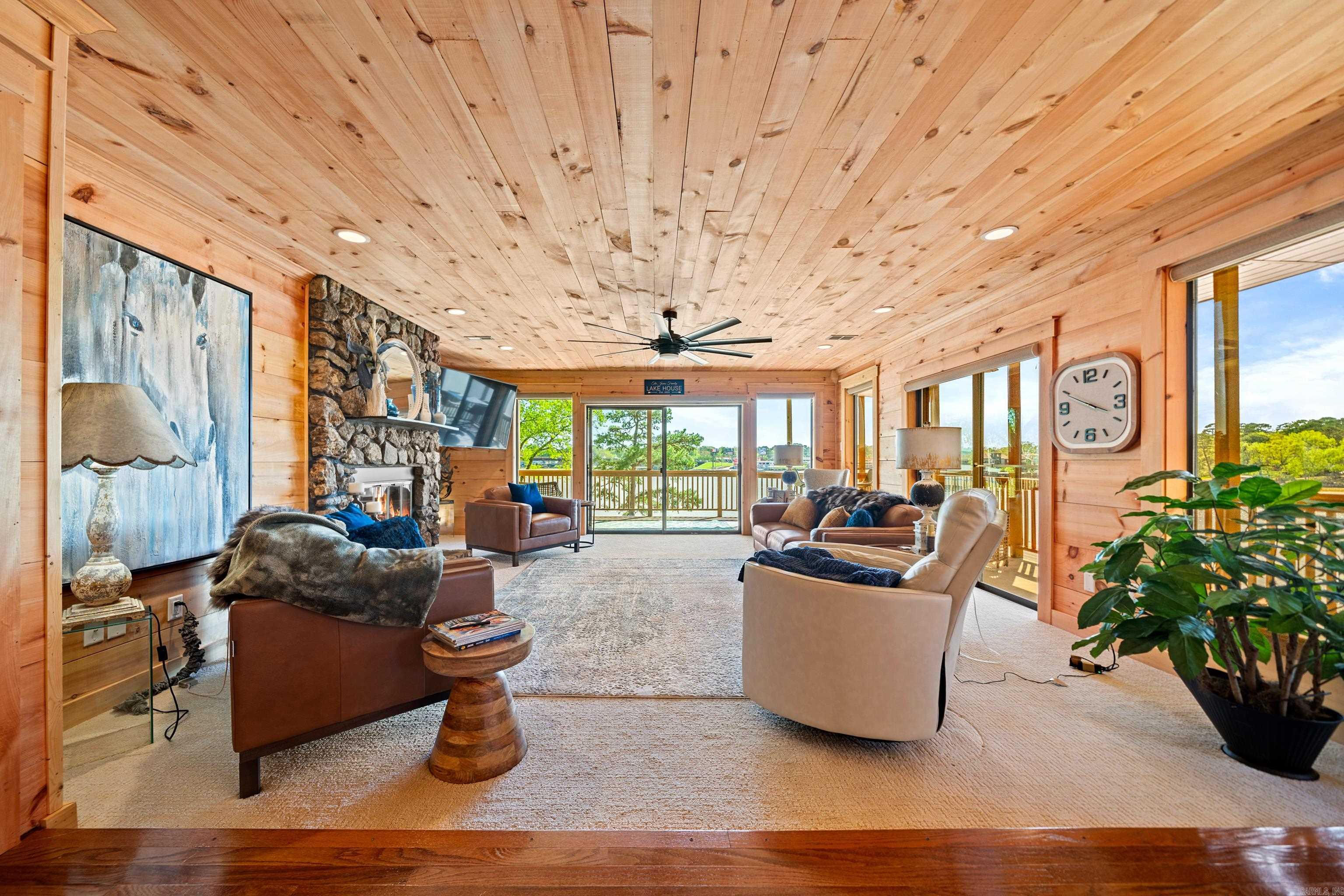 CEDAR CREST HPR - Residential