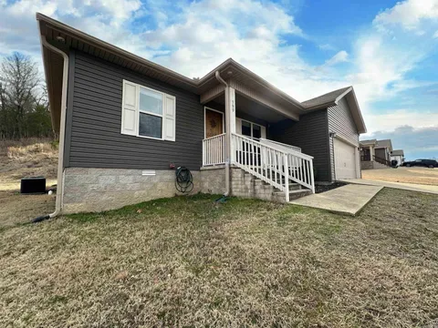 MLS: 25008361