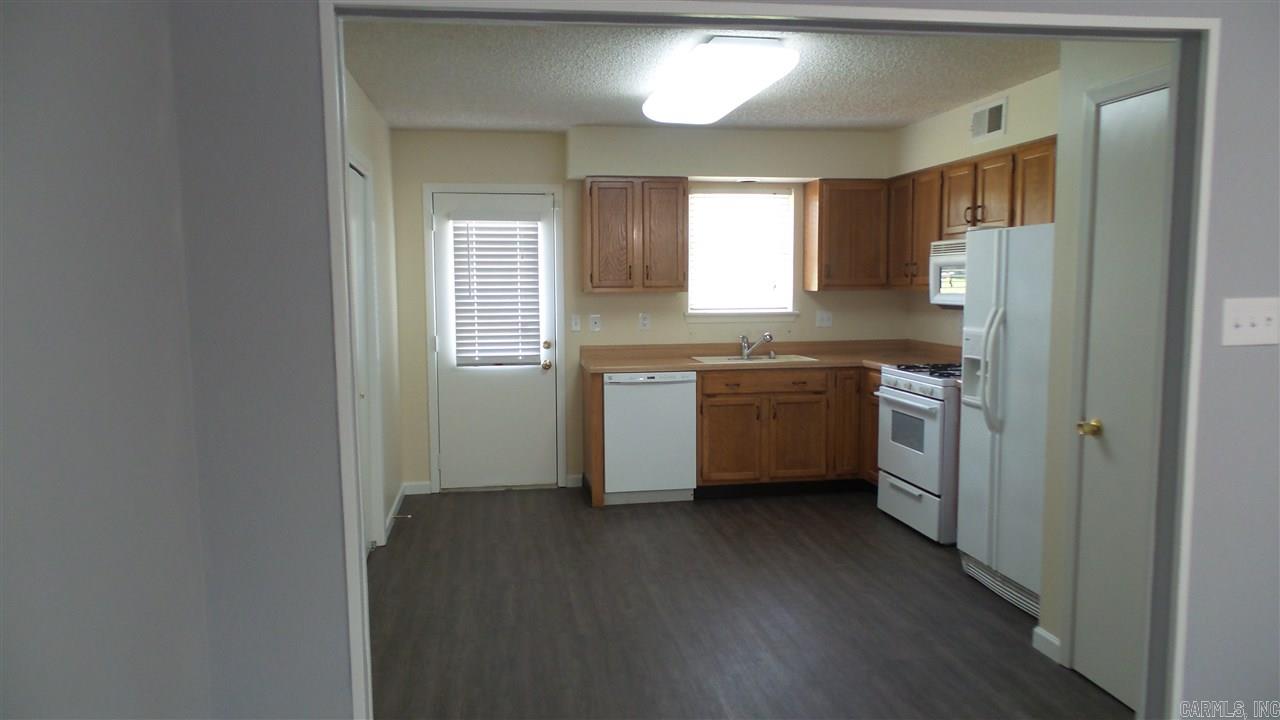 GIBRALTER HGTS - Residential Lease