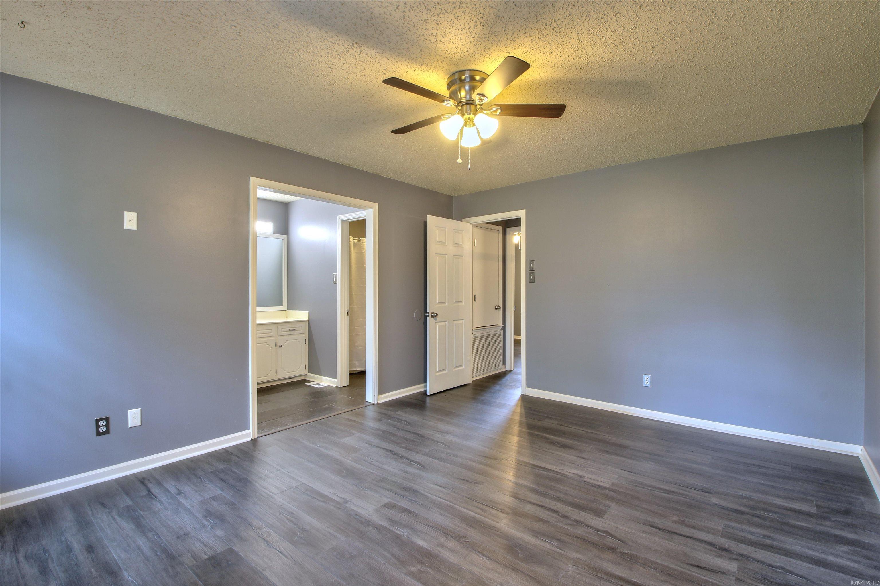 Deerwood - Residential