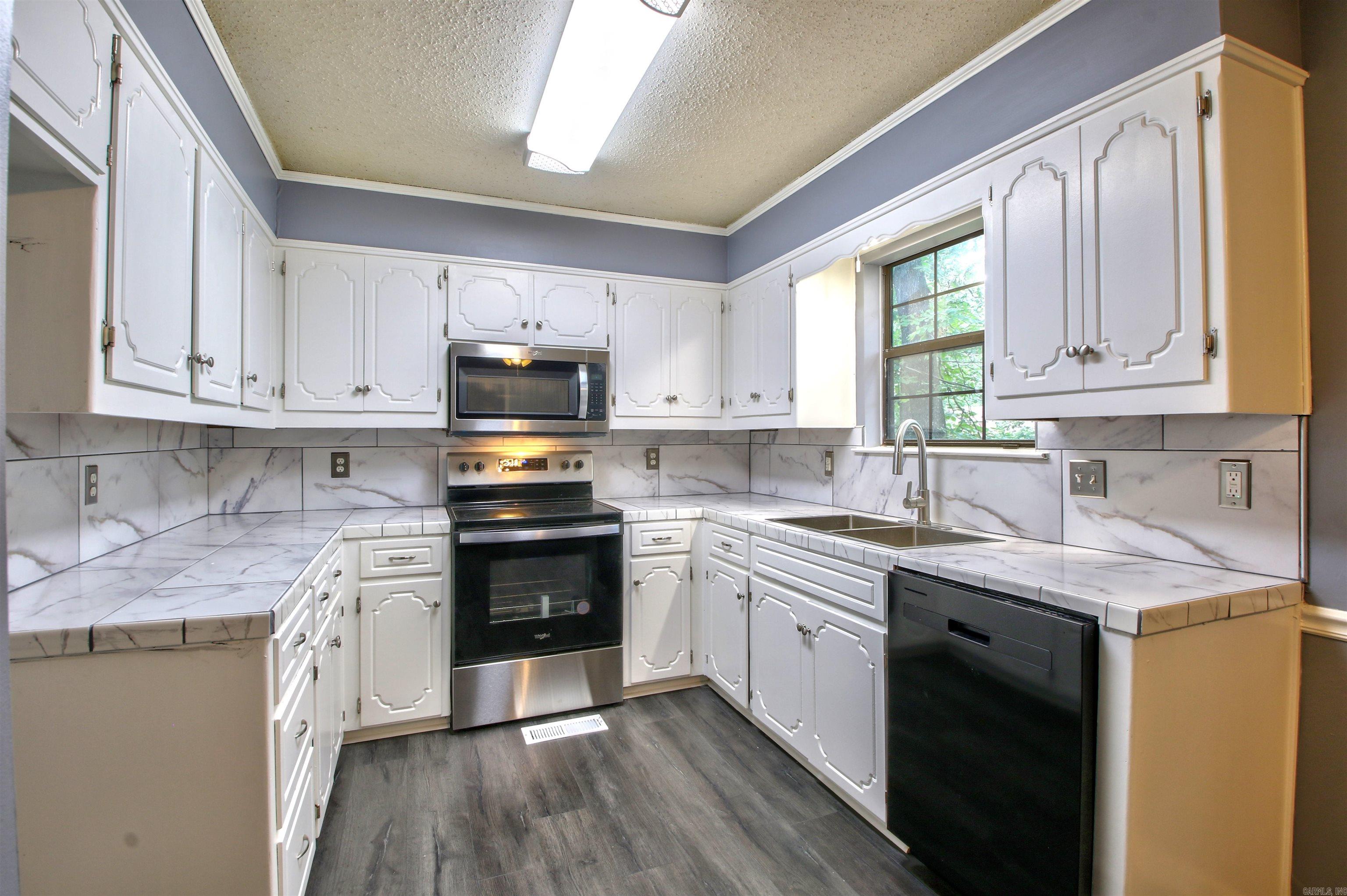 Deerwood - Residential