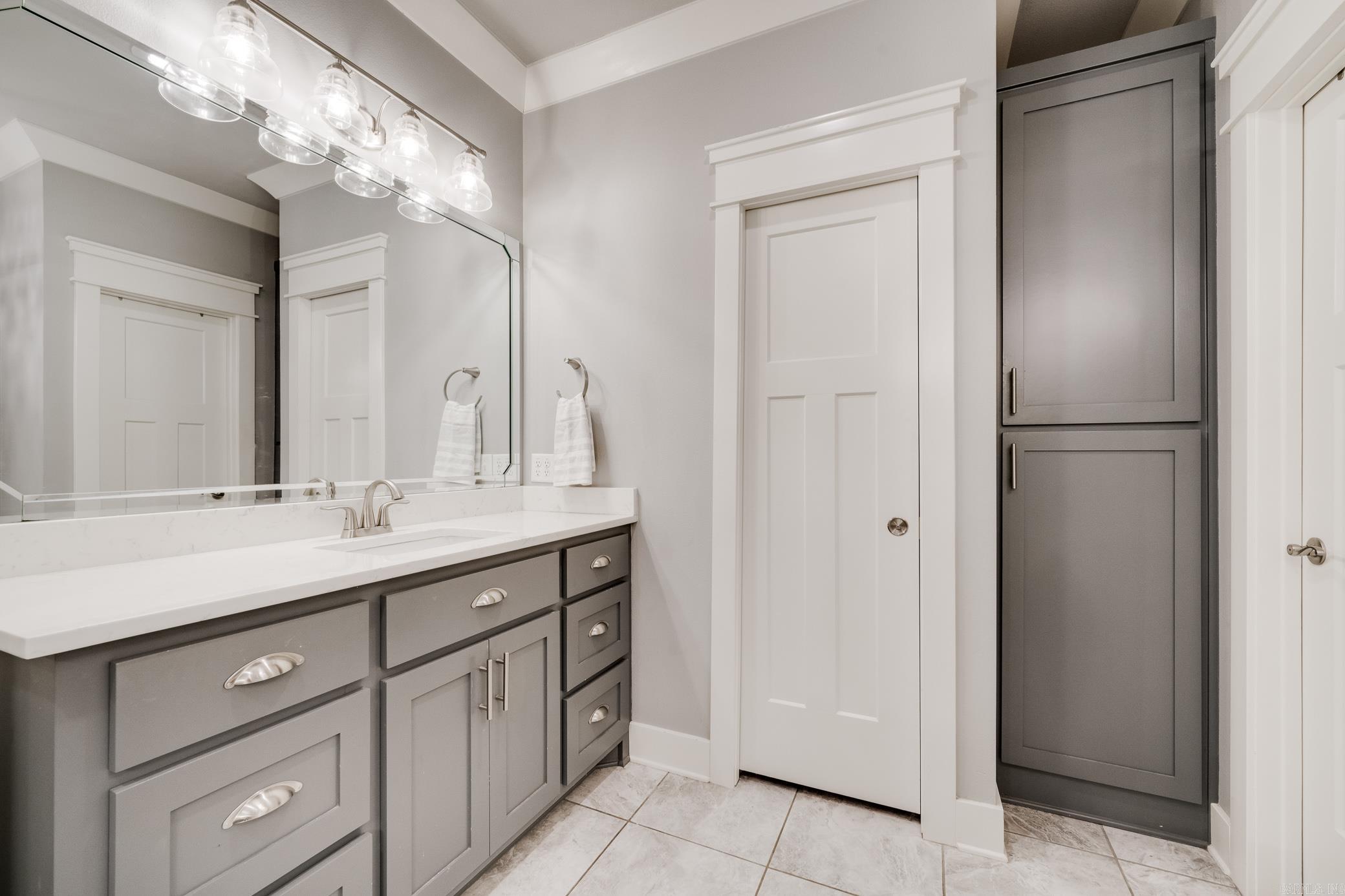 Salem Woods - Residential