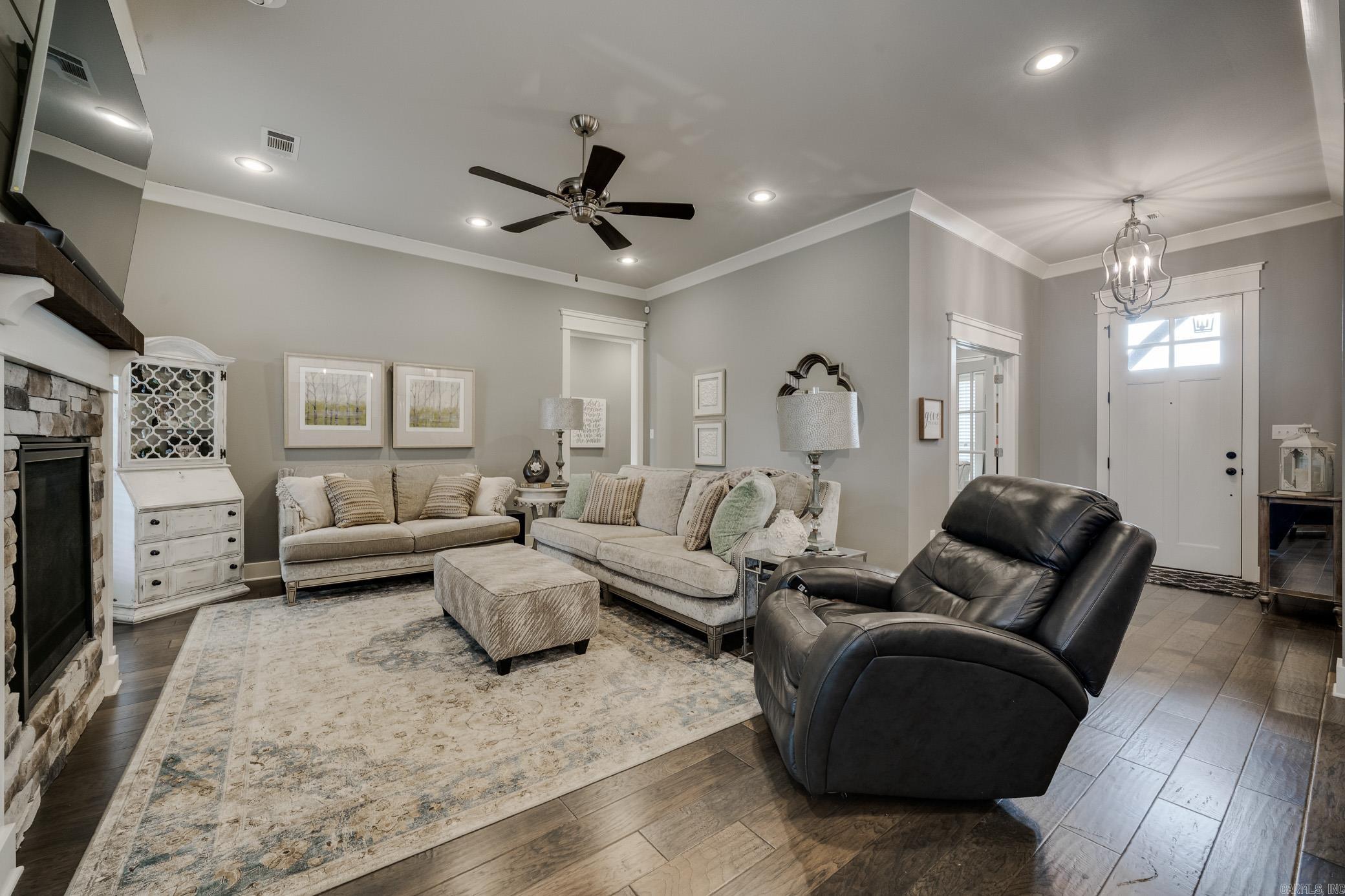 Salem Woods - Residential