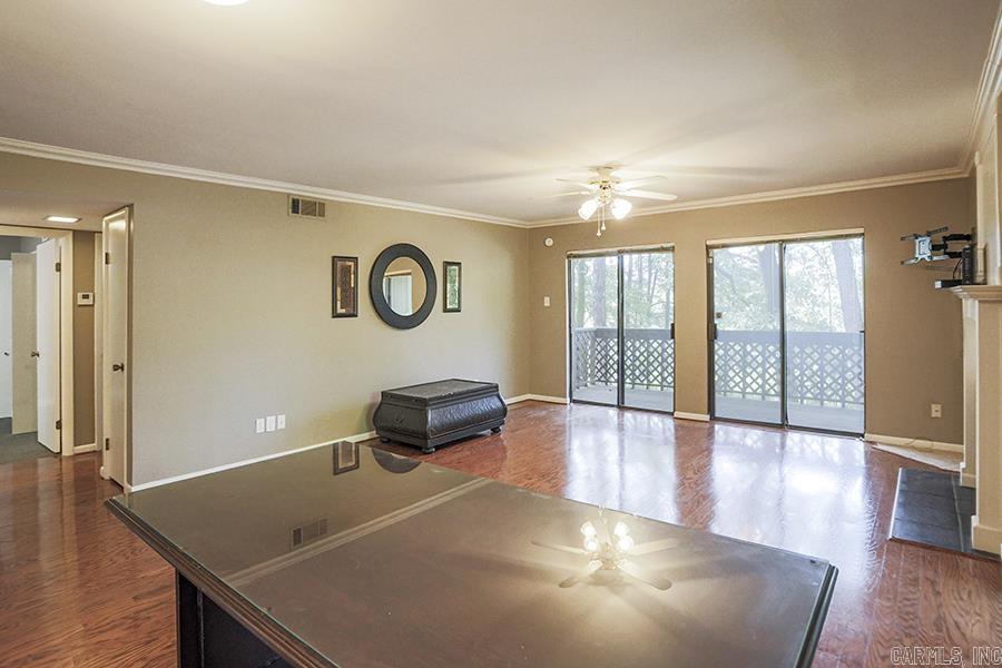 FOREST HILL COND - Residential